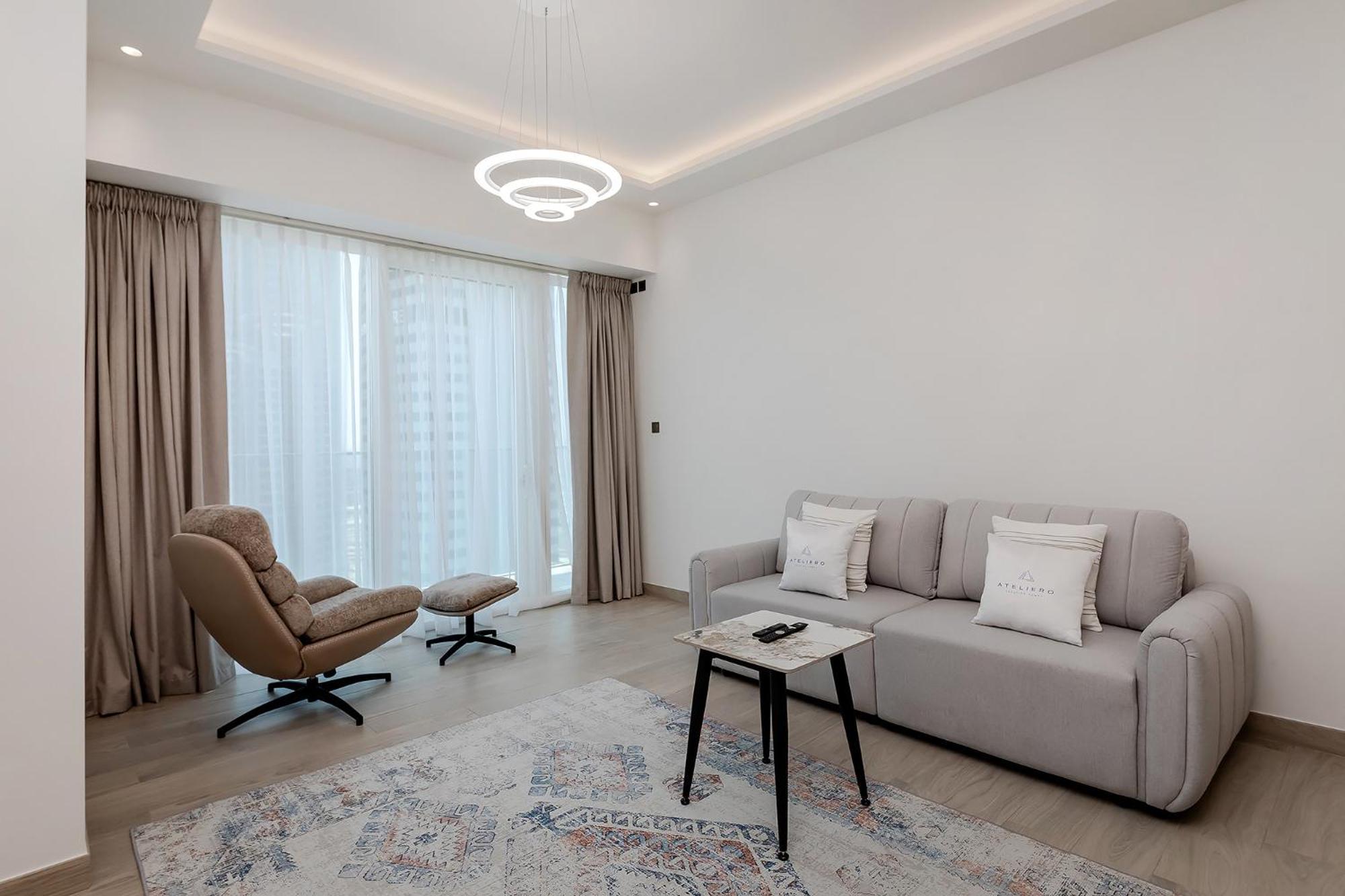In Me Do Re Jumeirah Towers Apartment