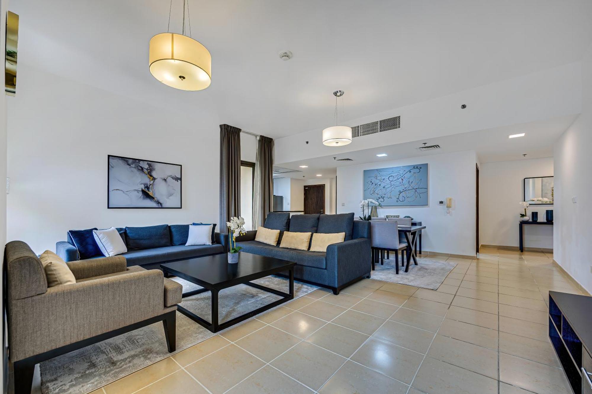 Comfy Family In Shams Jbr Dubai