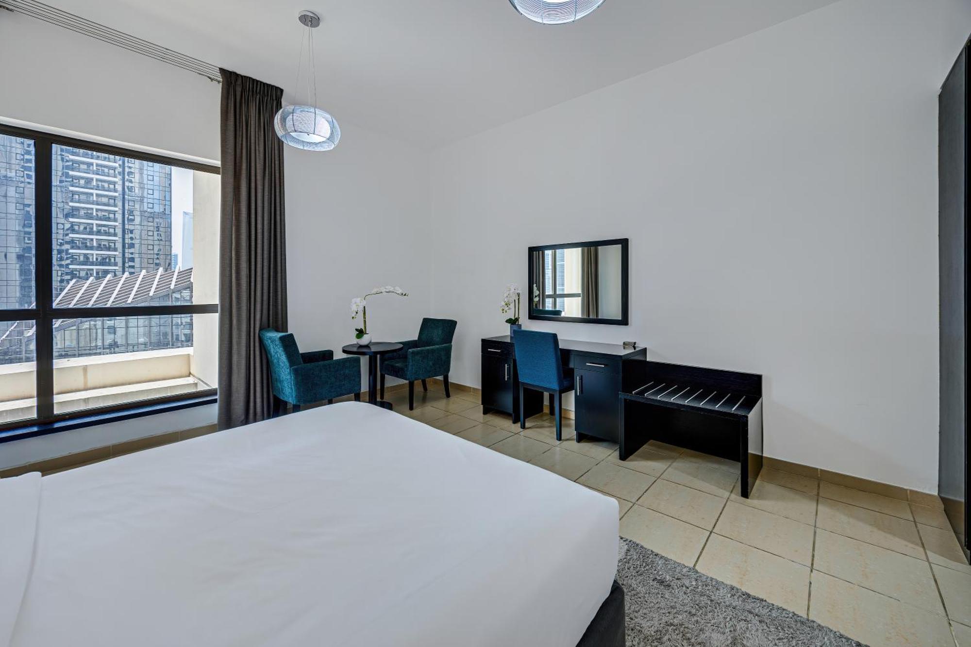 Apartment Comfy Family In Shams Jbr Dubai