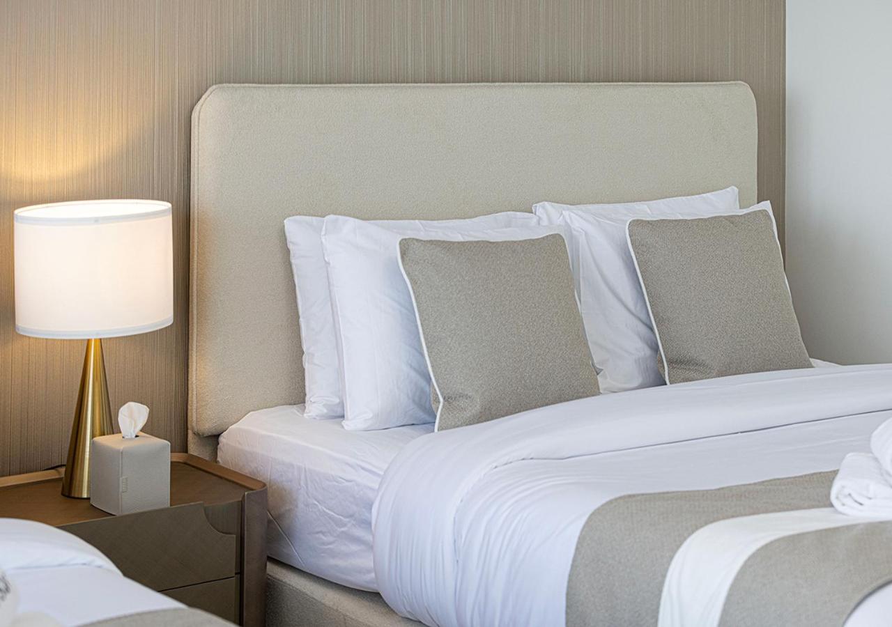 Smartstay At Opera Grand - Stunning Burj Khalifa Views - Brand New Luxury Residences * Dubai