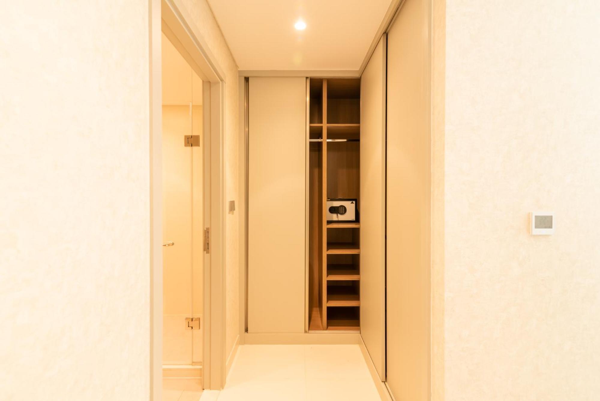 Apartment Beachfront Luxury - Stunning Views On The Palm & Marina - Private Beach