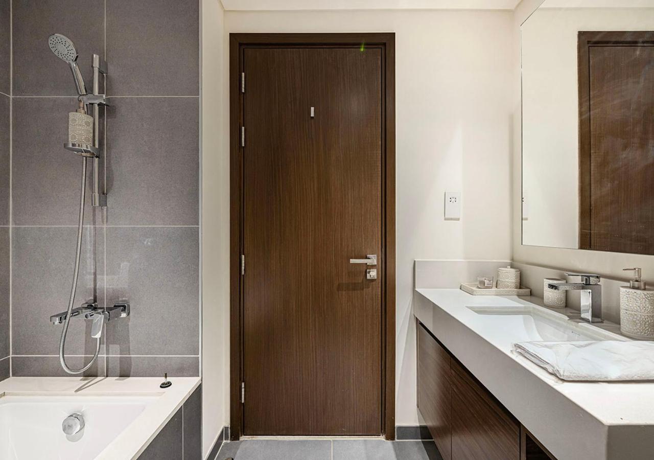 Waterfront Lux 1 Bedroom In Creek Edge With Amazing Pool Apartment