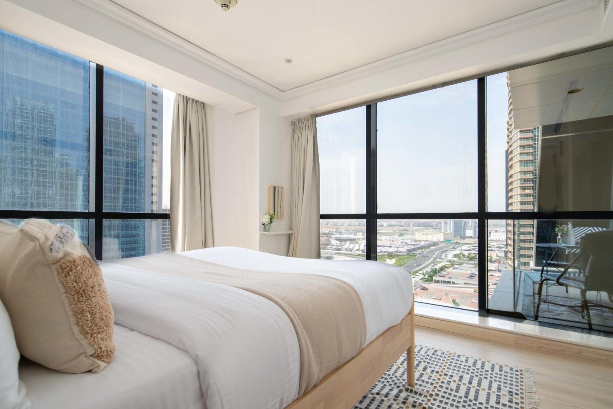 Apartment Frank Porter - Goldcrest Views 2 Dubai