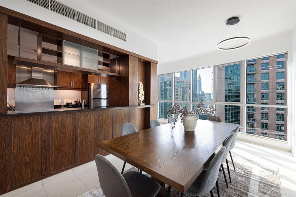 Downtown Delight 3br With Stunning Fountain Views