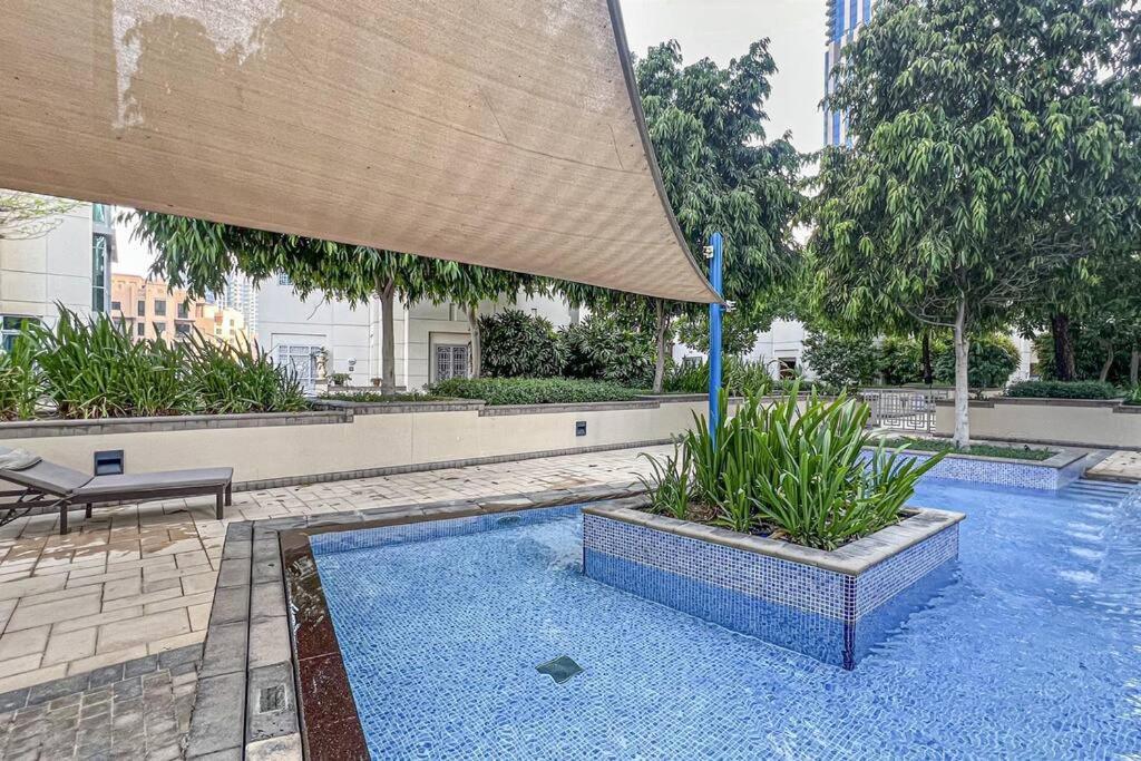 Downtown Delight 3br With Stunning Fountain Views *
