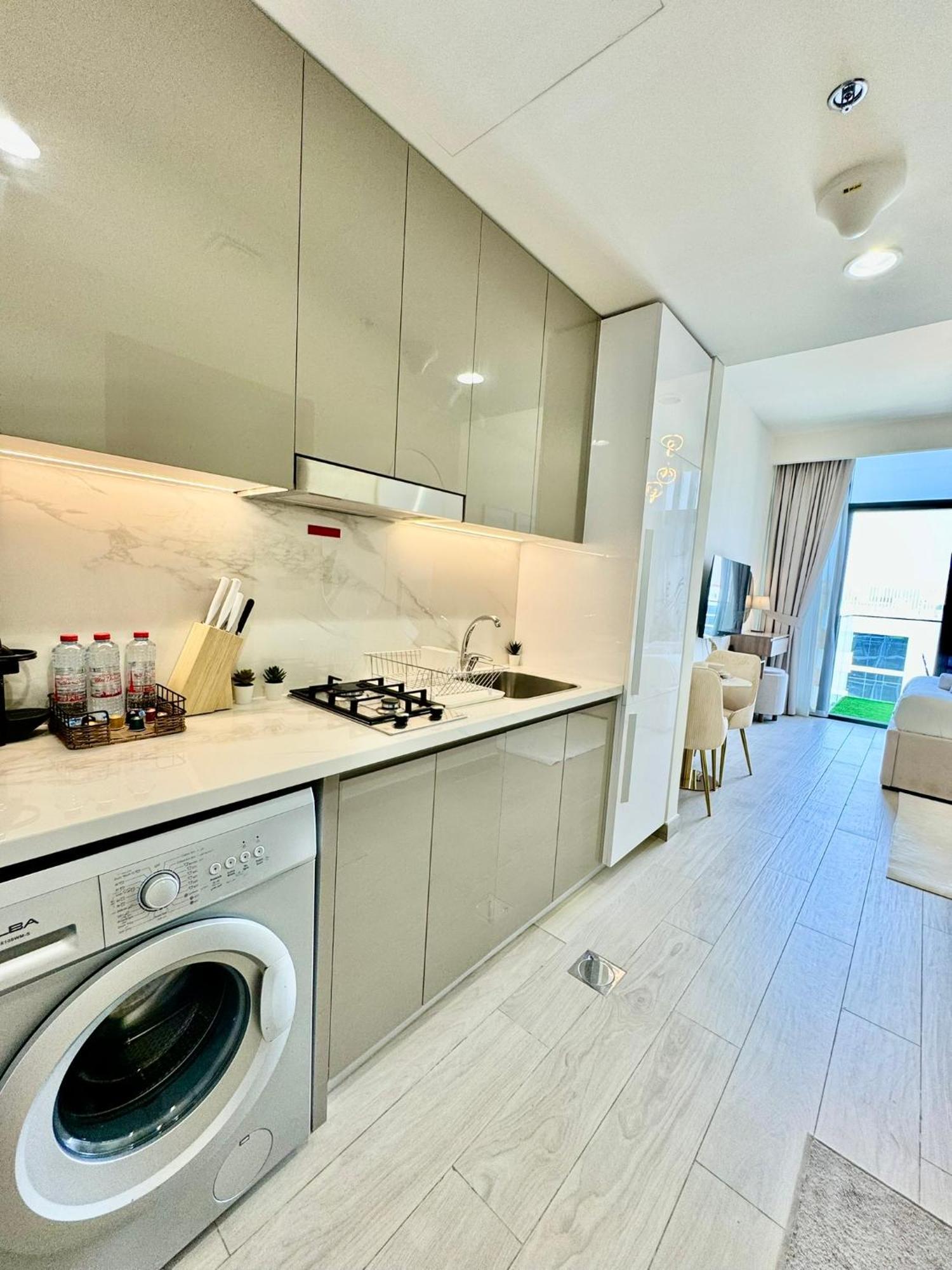 Skyview Apartment