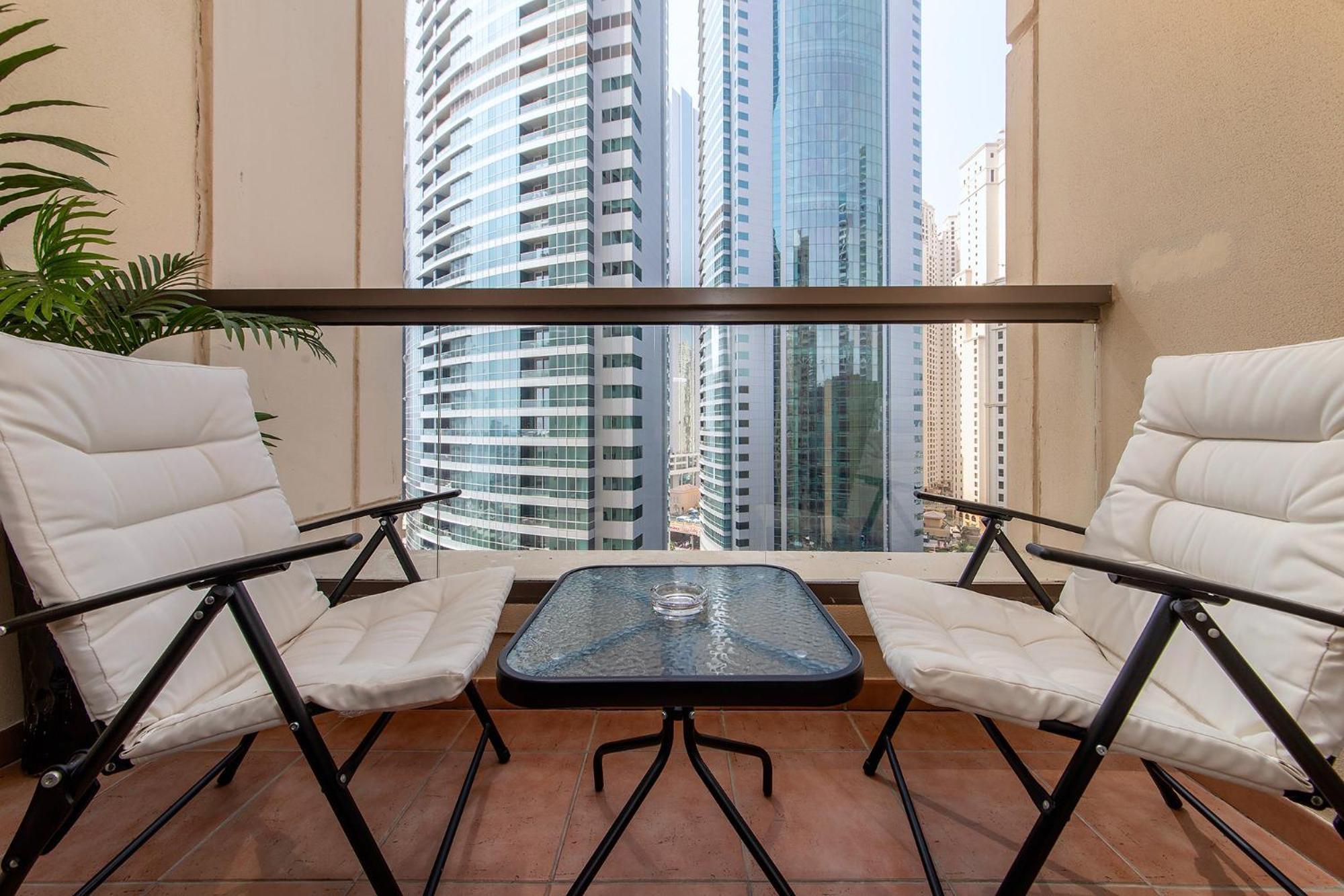 Excellent 1bdr At Bahar 6 Daire
