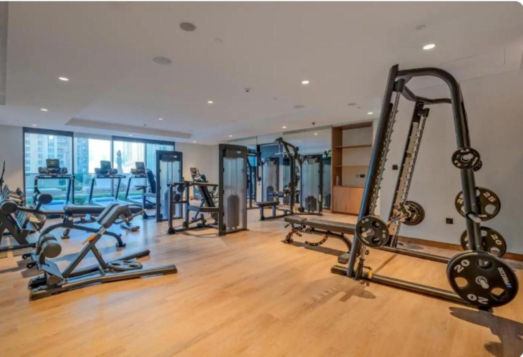 Apartment Vibrant 3bdr Plus 1 Guest In Downtown With Burj Khalifa View Dubai