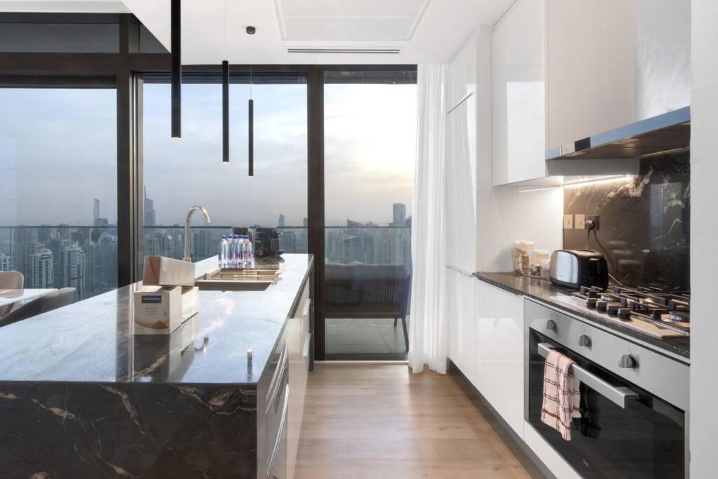 Apartment First Class 3br Amazing Views Of Marina