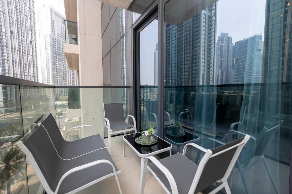 Posh 1br - High End Furnishings Near Burj Khalifa 606 Apartment