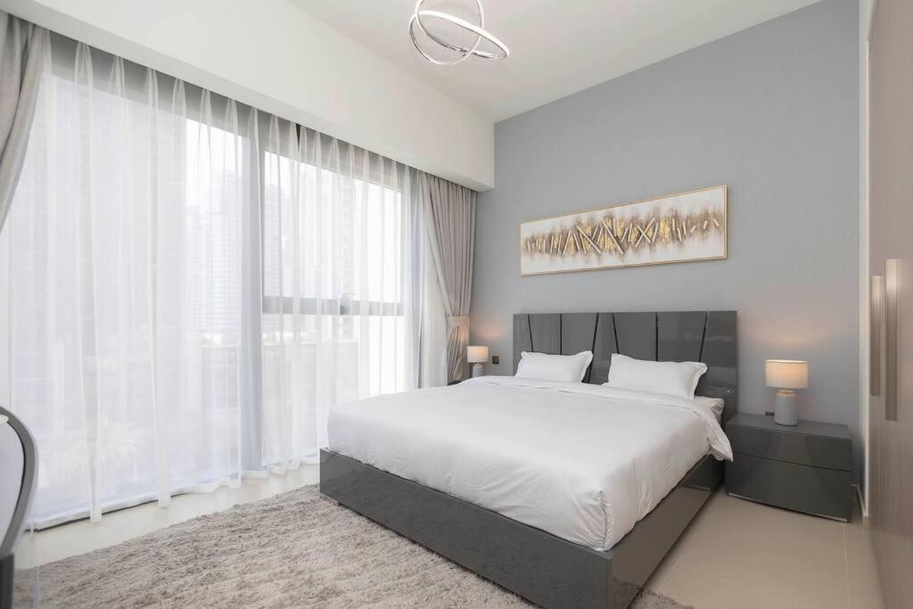 Posh 1br - High End Furnishings Near Burj Khalifa 606 *