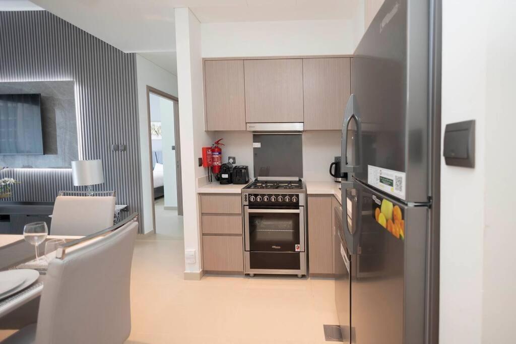 Apartment Posh 1br - High End Furnishings Near Burj Khalifa 606 *