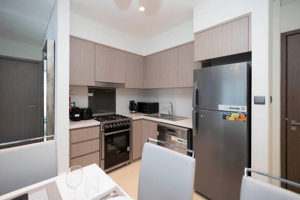 Posh 1br - High End Furnishings Near Burj Khalifa 606