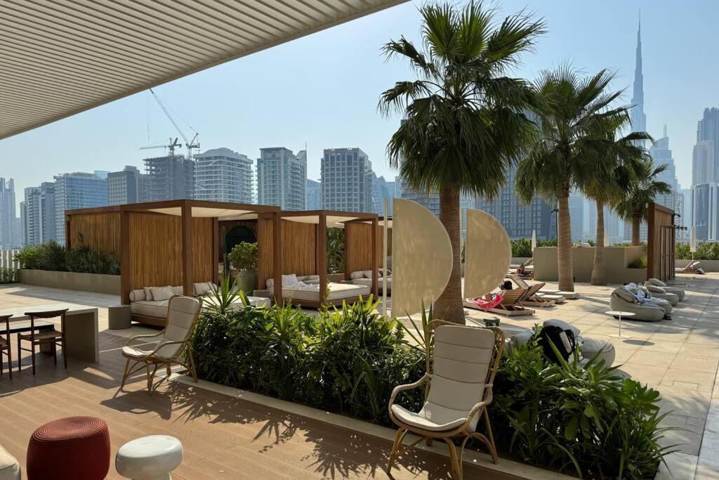 Stylish In Upside Living With Amenities Apartamento *