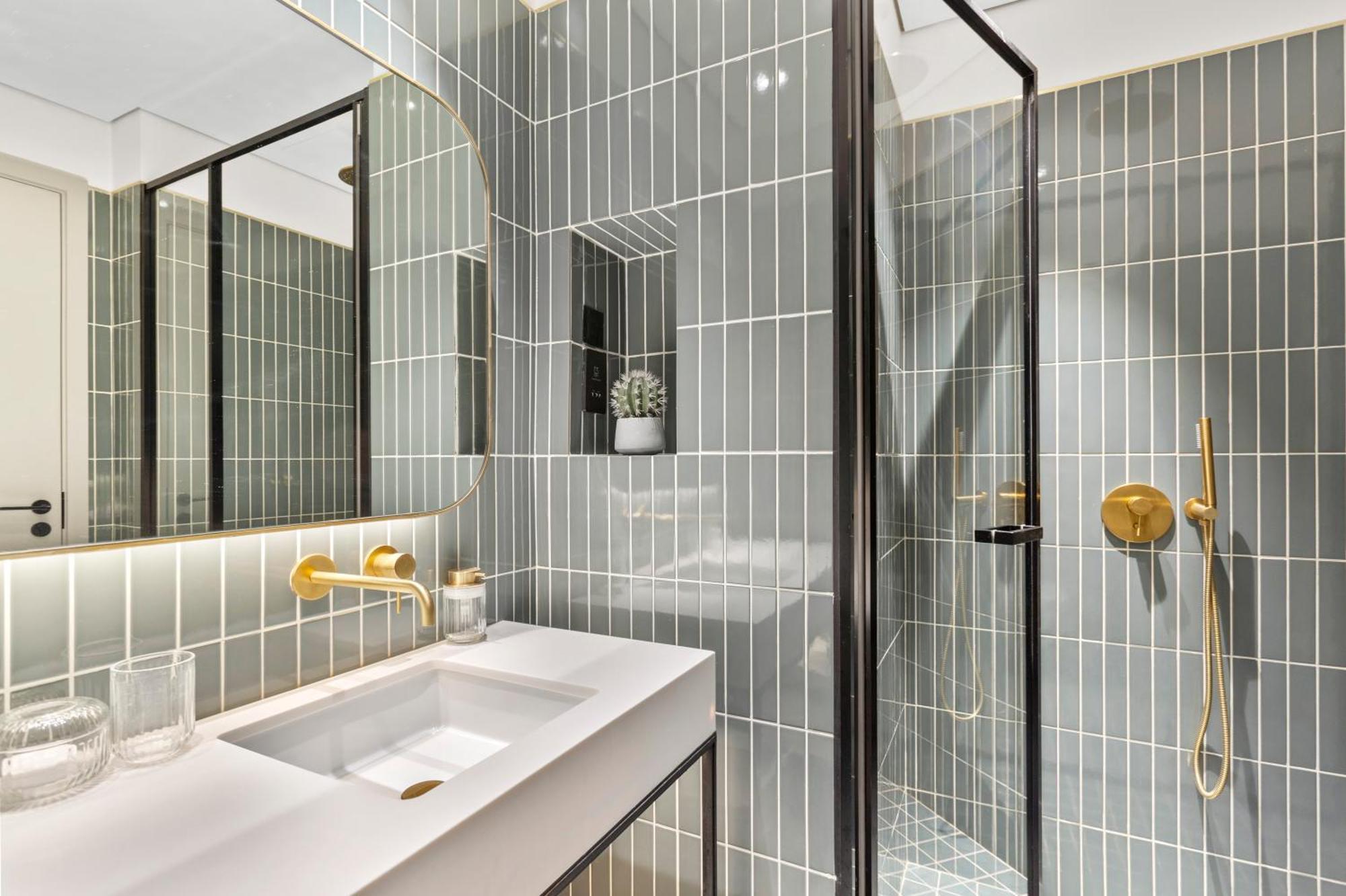 Stylish In Upside Living With Amenities Apartamento