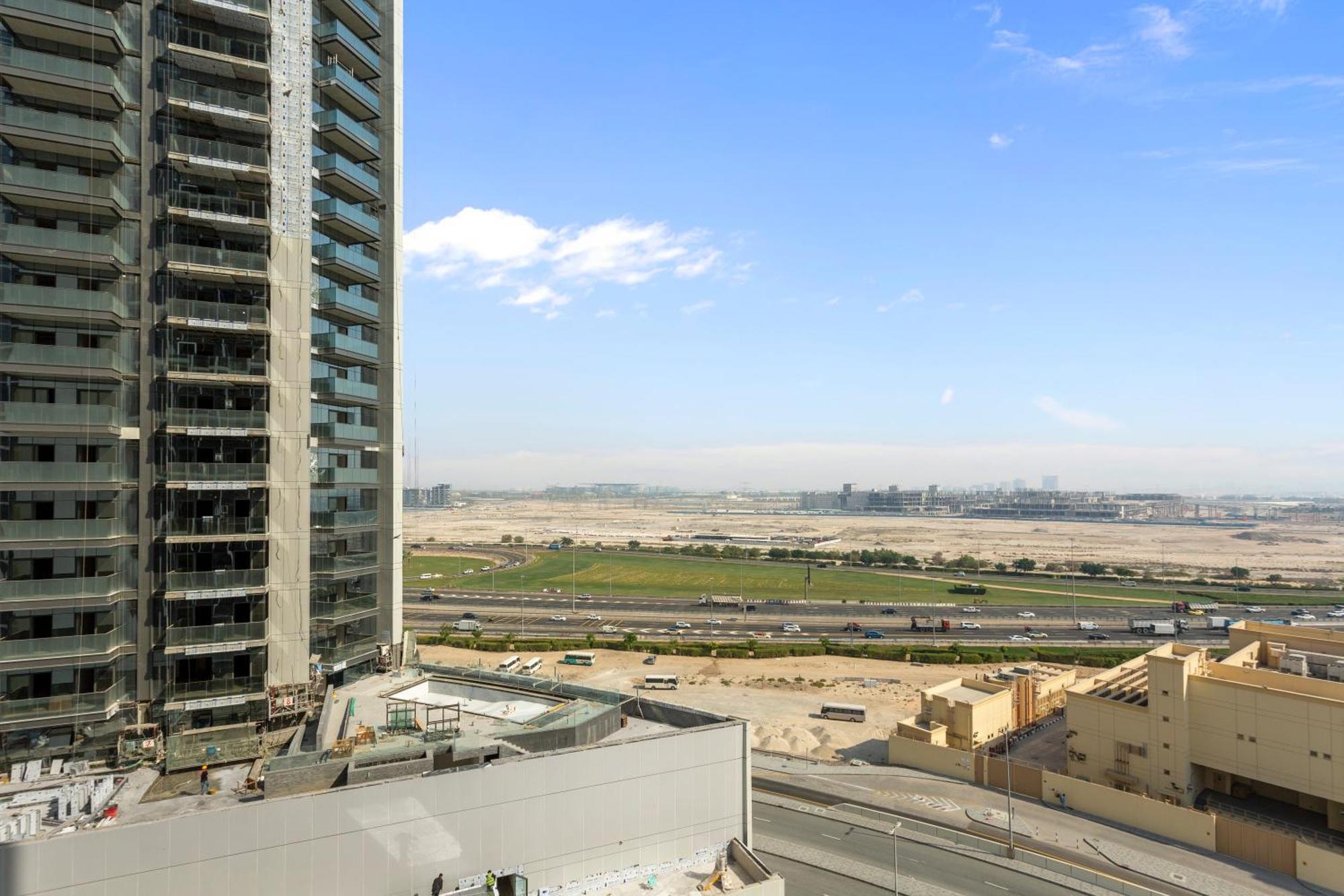Apartamento Stylish In Upside Living With Amenities *