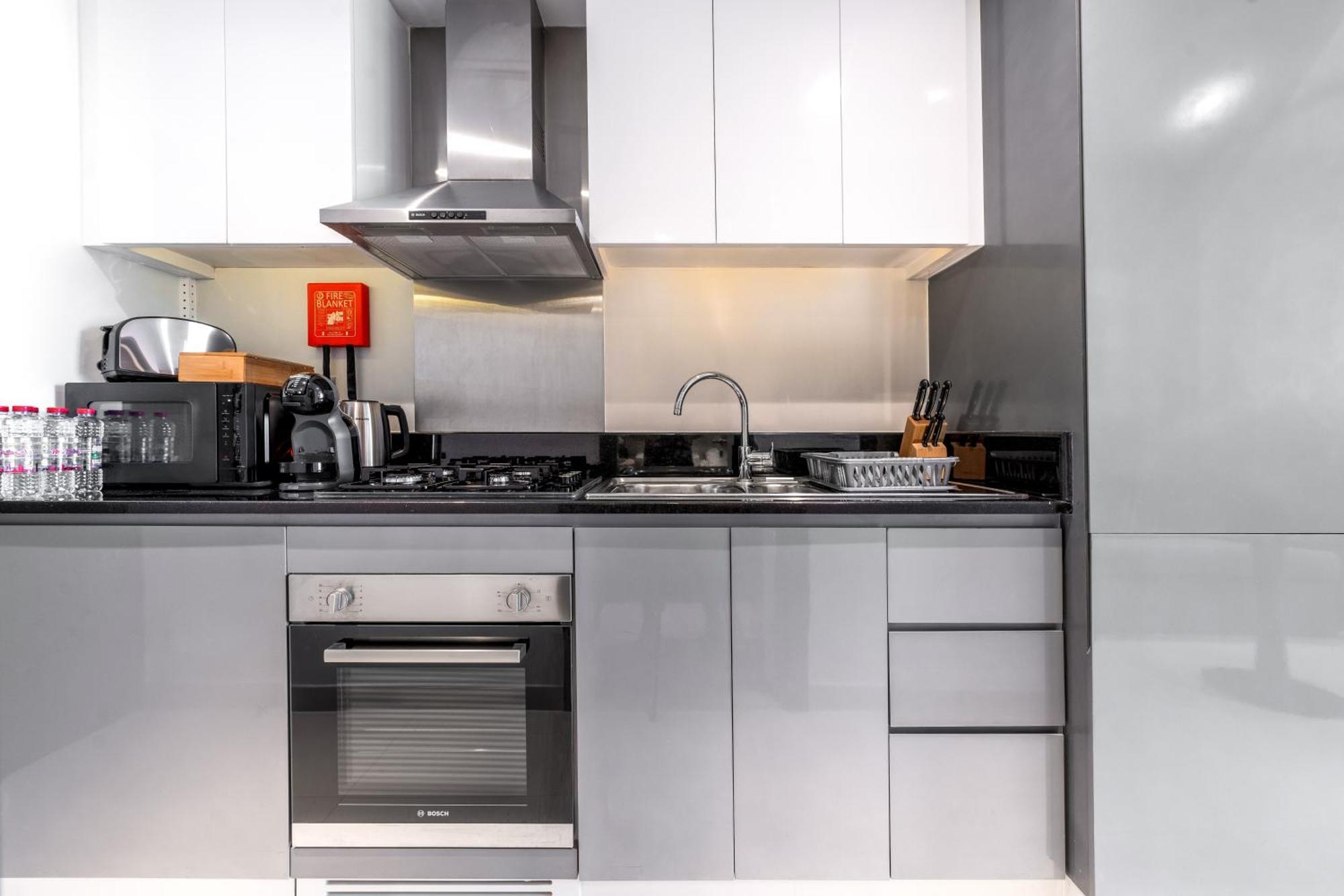 Downtown Ultra Luxury - - 5 Star Facilities- 15 Min Walk To Fountain