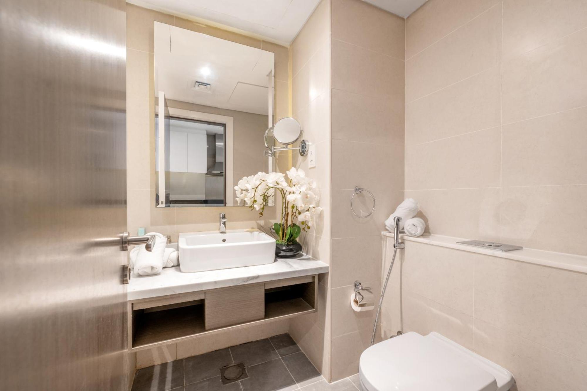 Downtown Ultra Luxury - - 5 Star Facilities- 15 Min Walk To Fountain 5*