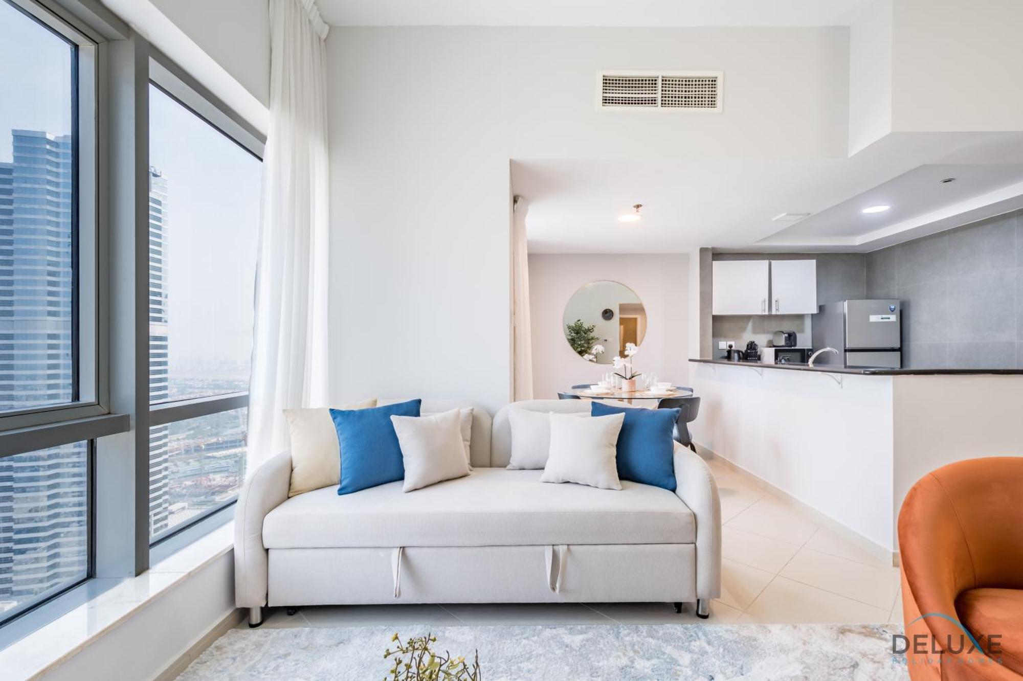 Inviting 1br In Concorde Tower 1, Jlt By Deluxe Homes Daire