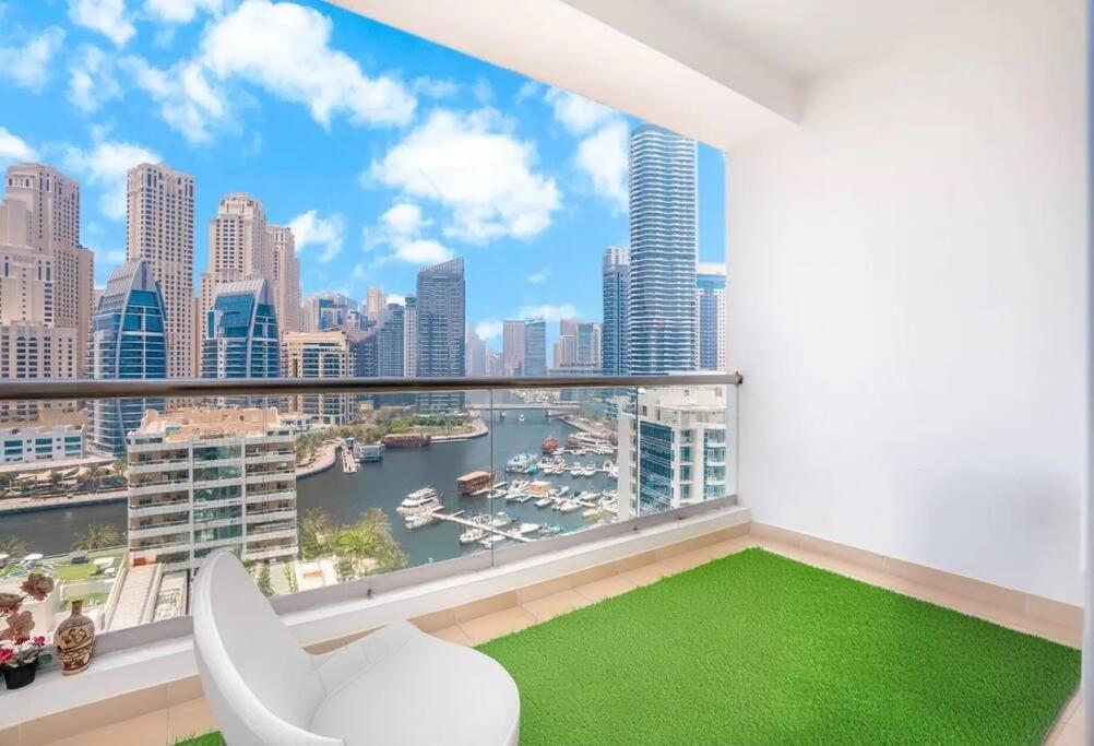 Apartment High Floor Spacious 3br Chic W Amazing Marina View Dubai