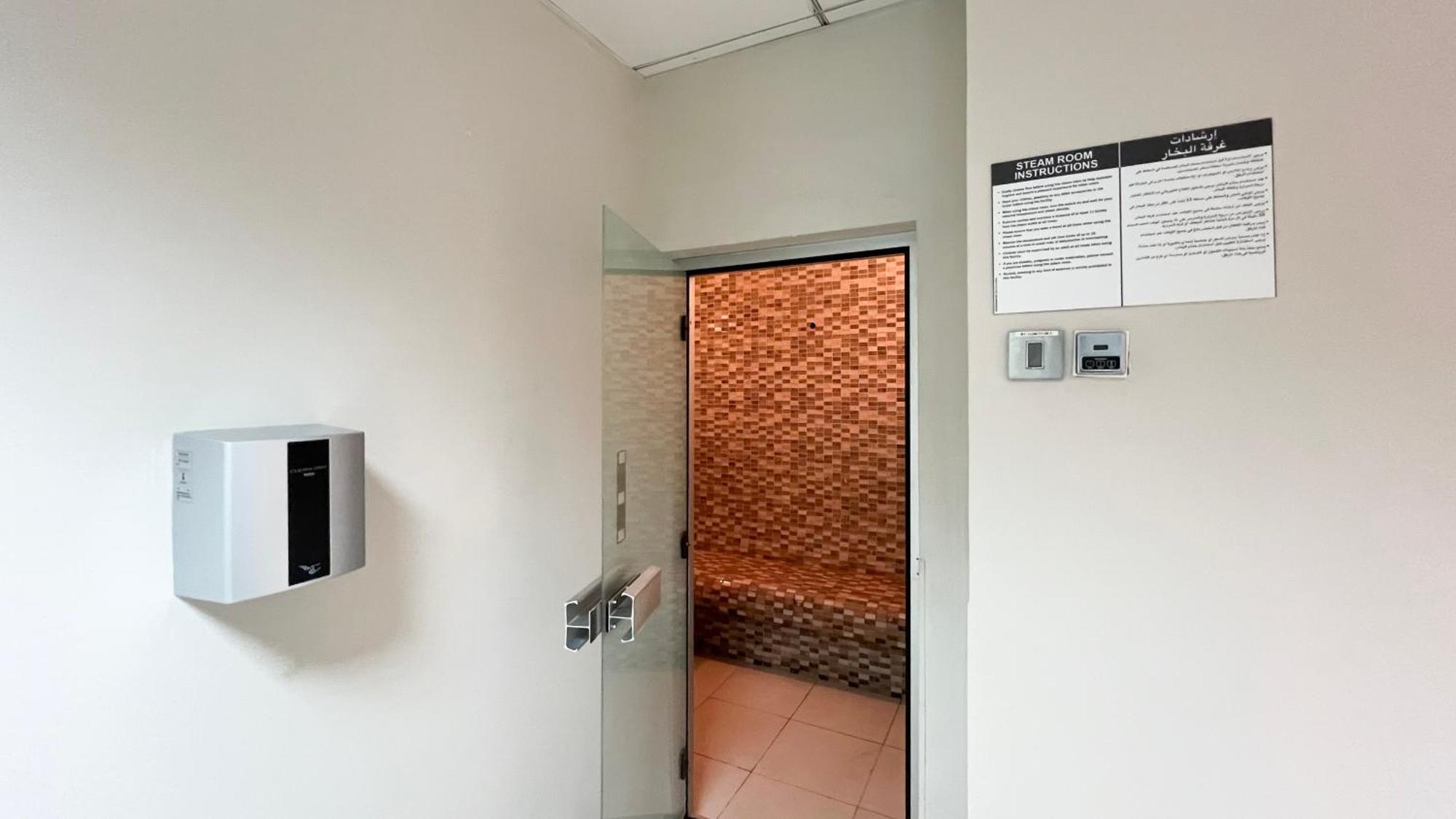 Apartment Luxury 2-br Overlooking Burj & Fountain Views Dubai