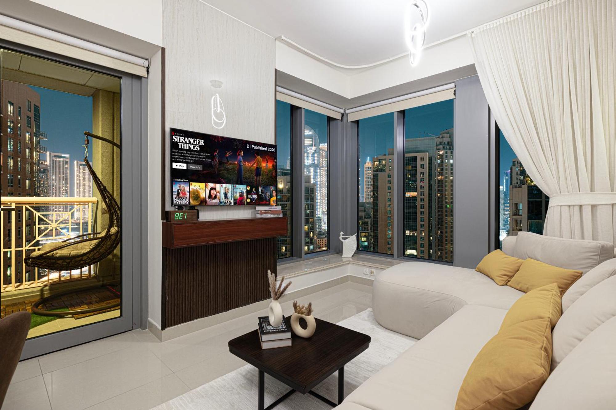 Luxury 2-br Overlooking Burj & Fountain Views Apartment Dubai