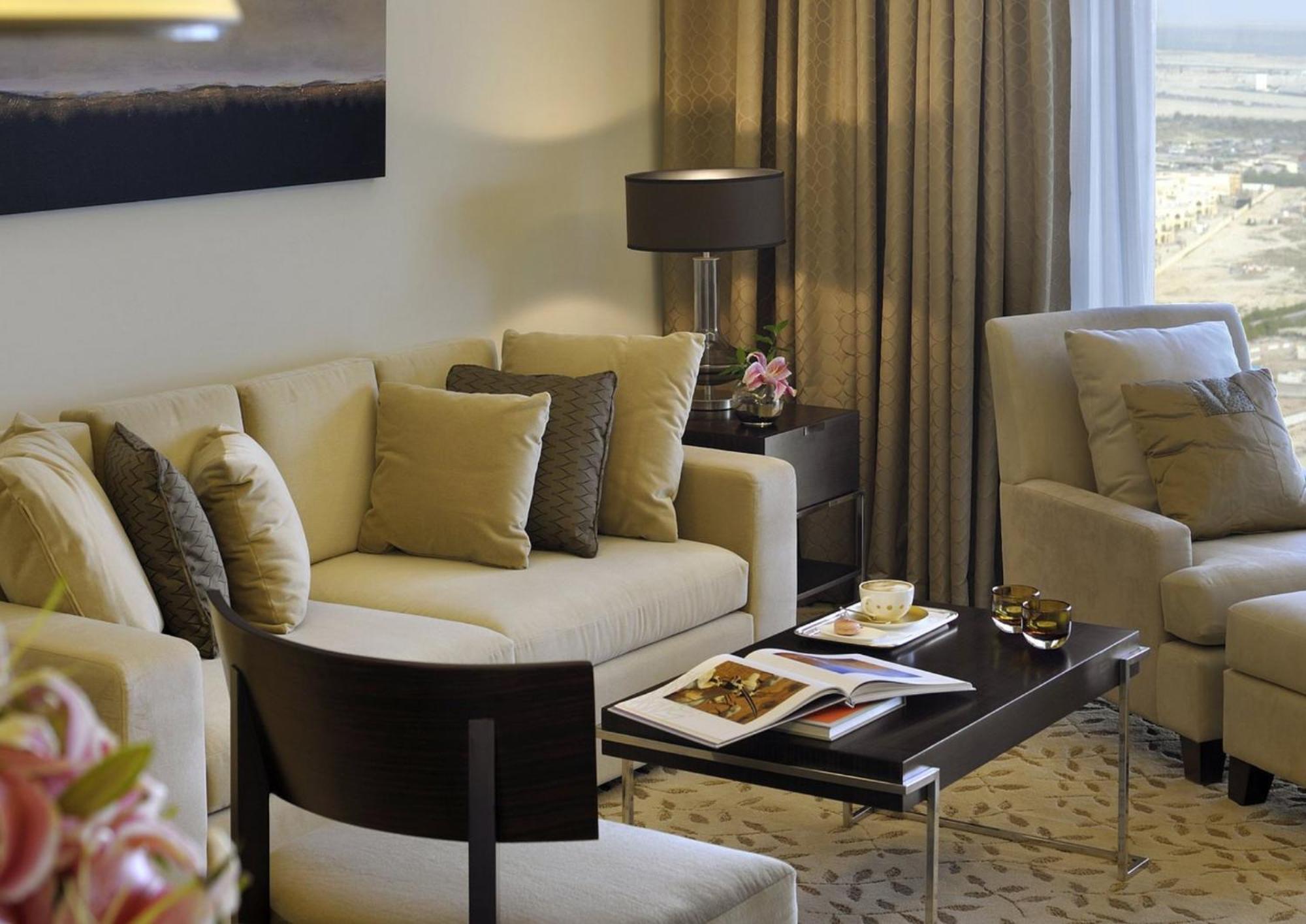 Apart Otel Emaar Residences Fashion Avenue, Formerly Address Mall