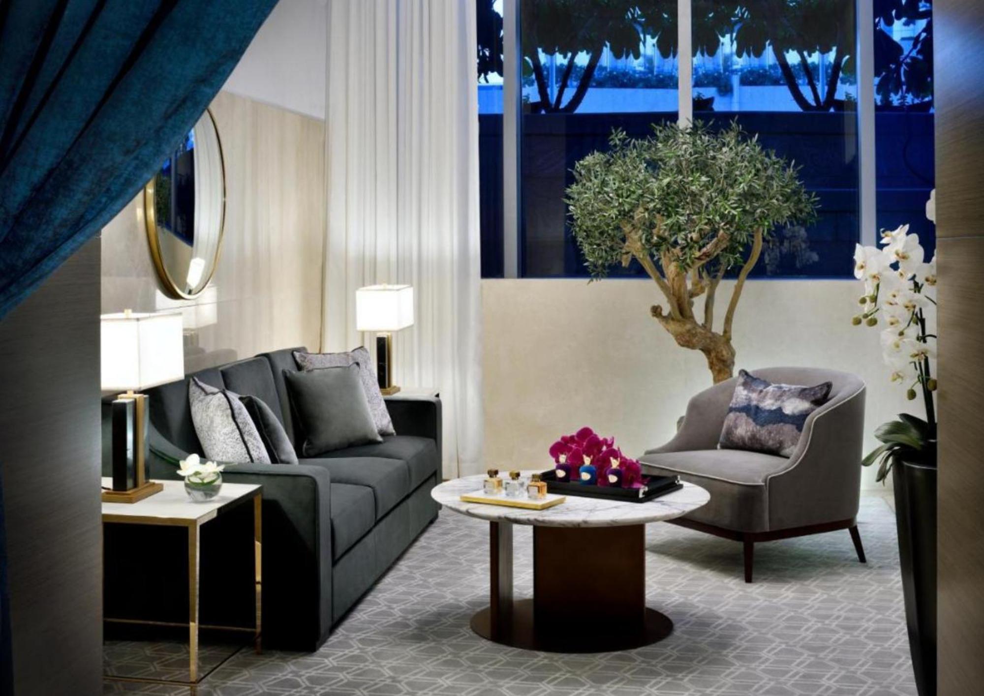 Emaar Residences Fashion Avenue, Formerly Address Mall * Dubai