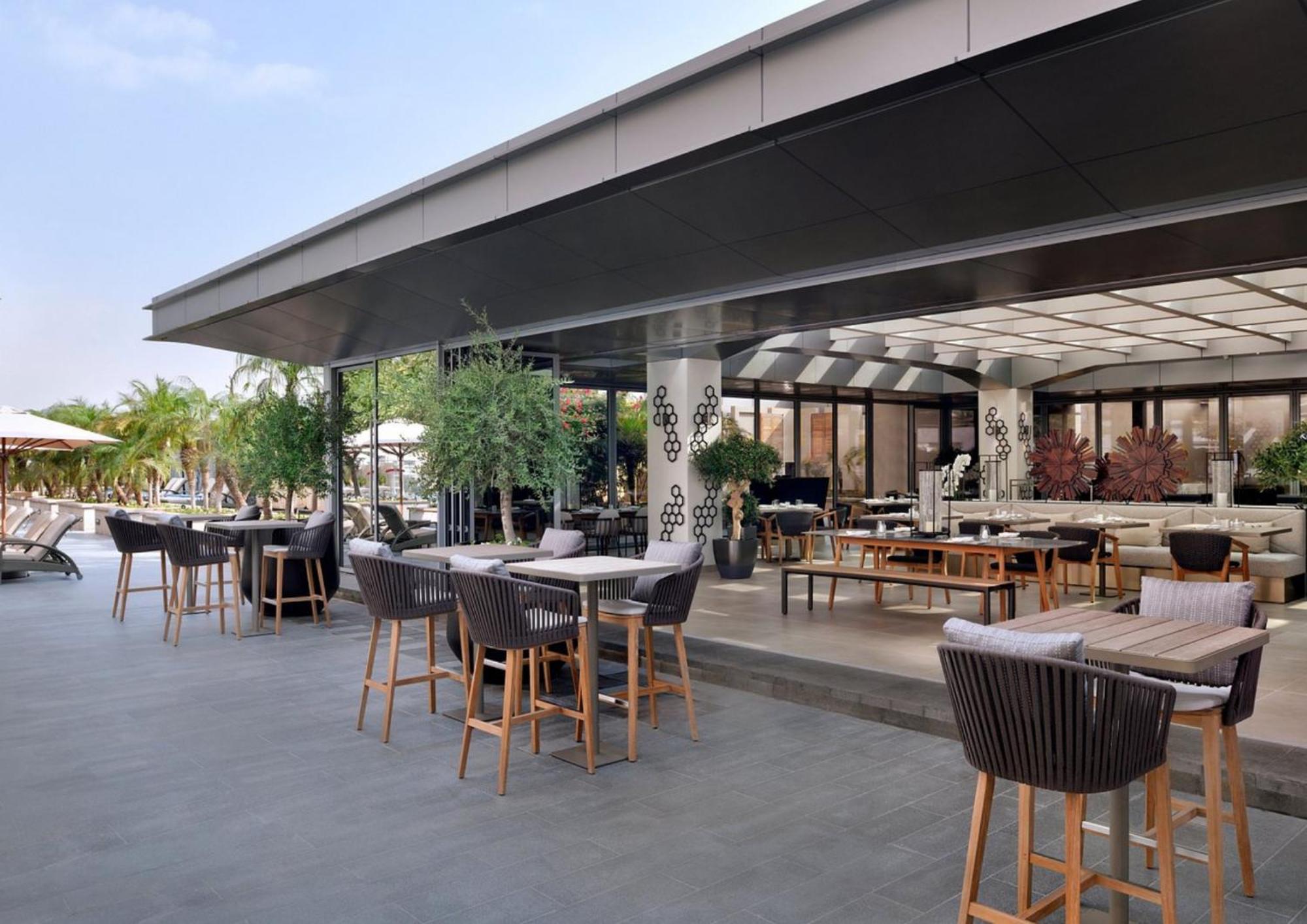 Emaar Residences Fashion Avenue, Formerly Address Mall * Dubai