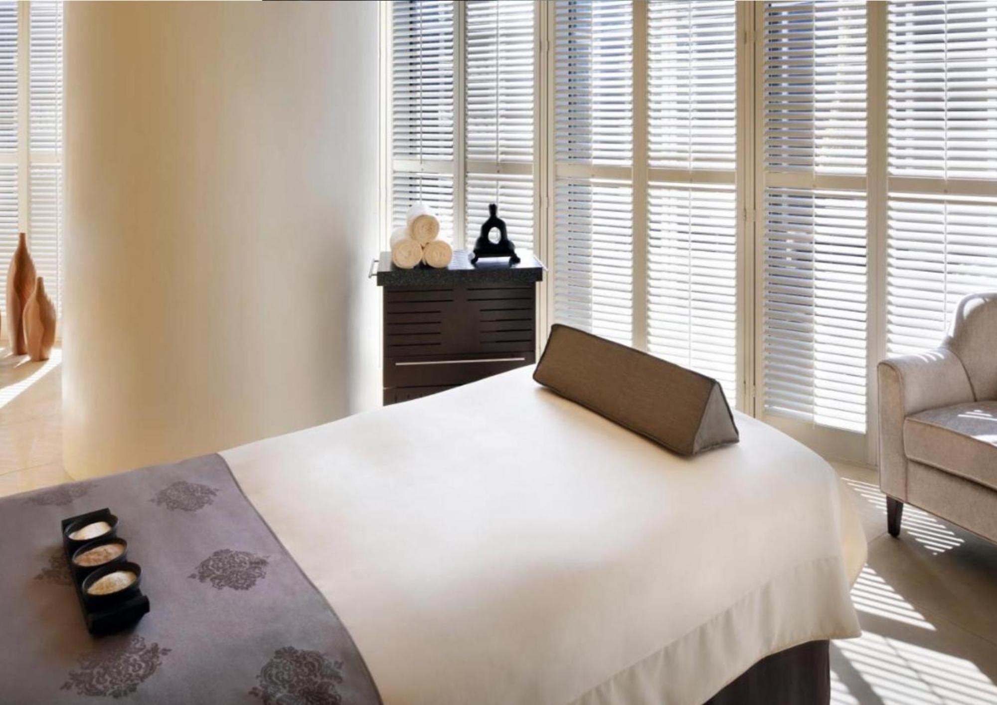 Emaar Residences Fashion Avenue, Formerly Address Mall Apart Otel Dubai