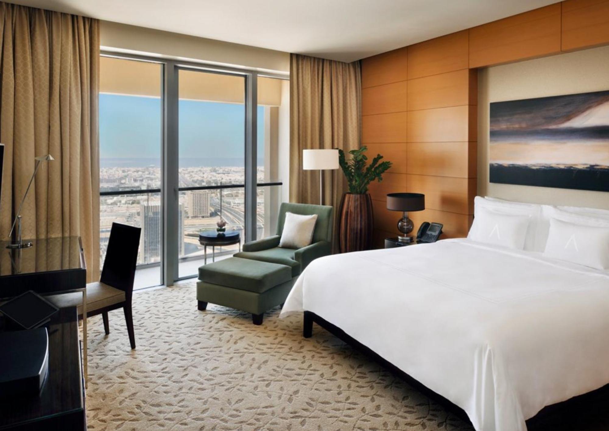 Emaar Residences Fashion Avenue, Formerly Address Mall * Dubai
