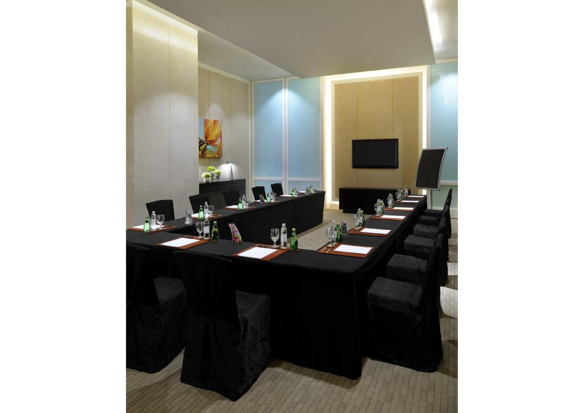 Emaar Residences Fashion Avenue, Formerly Address Mall Dubai