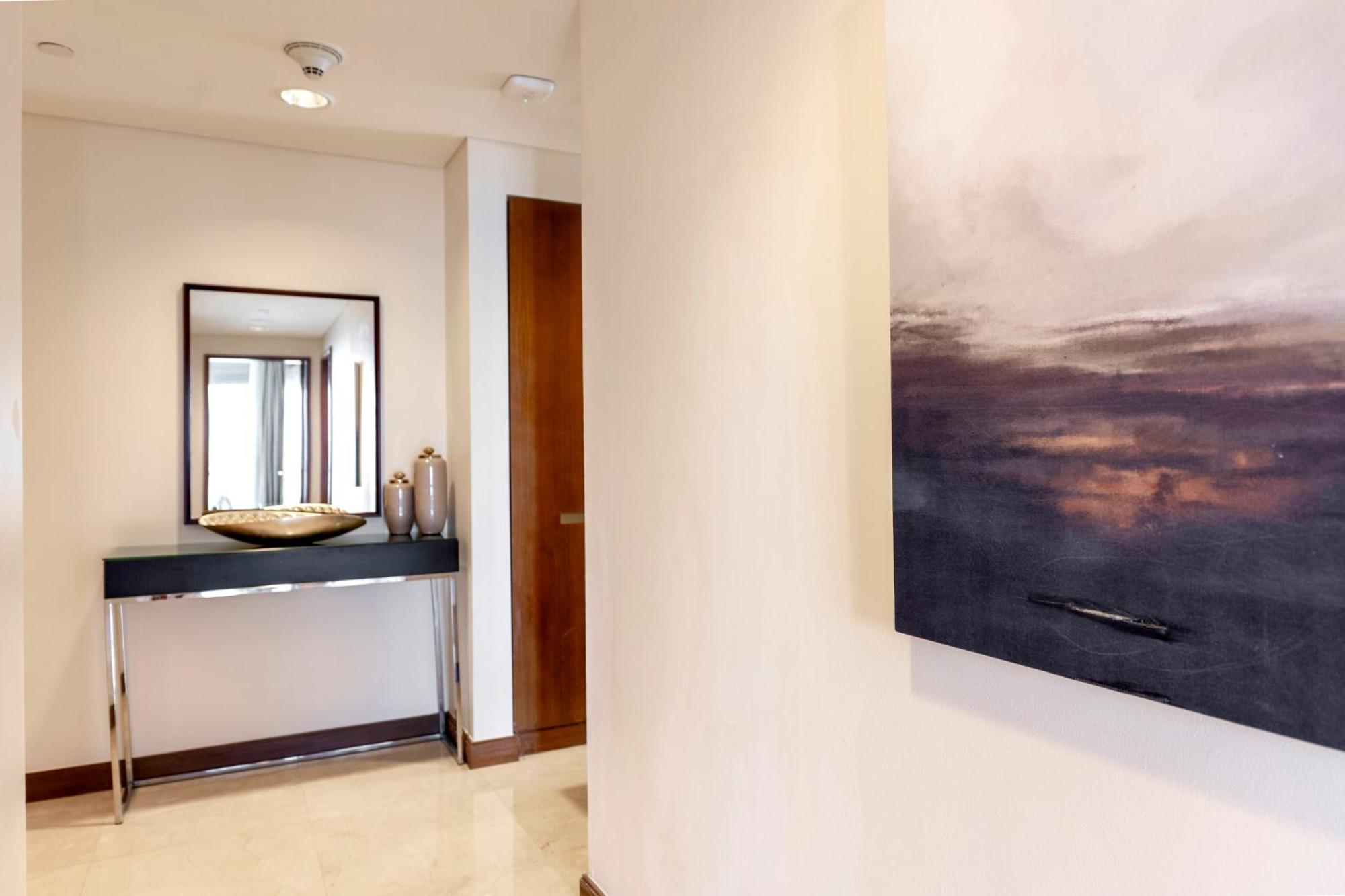 Emaar Residences Fashion Avenue, Formerly Address Mall *