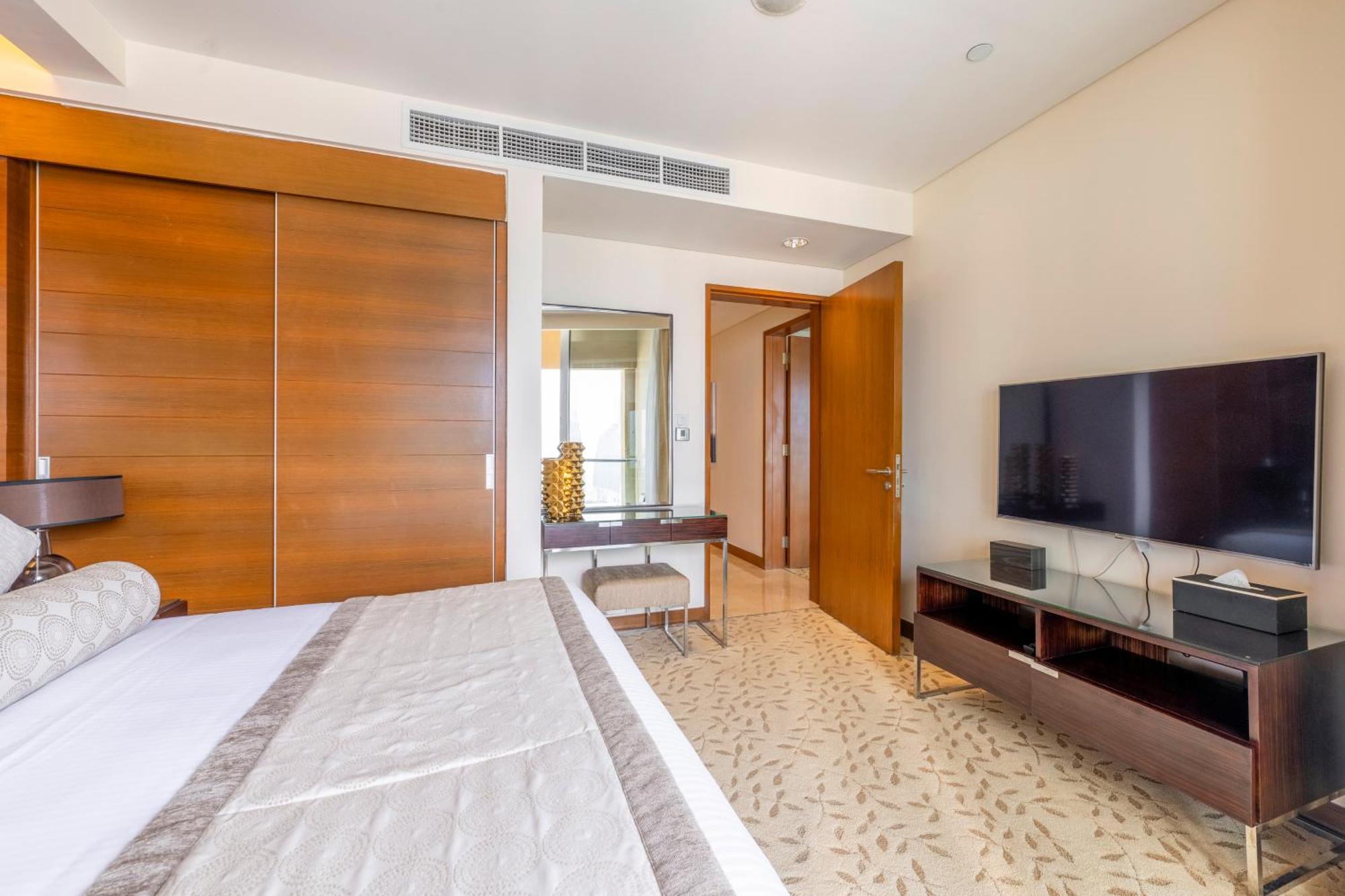 Emaar Residences Fashion Avenue, Formerly Address Mall Apart Otel *