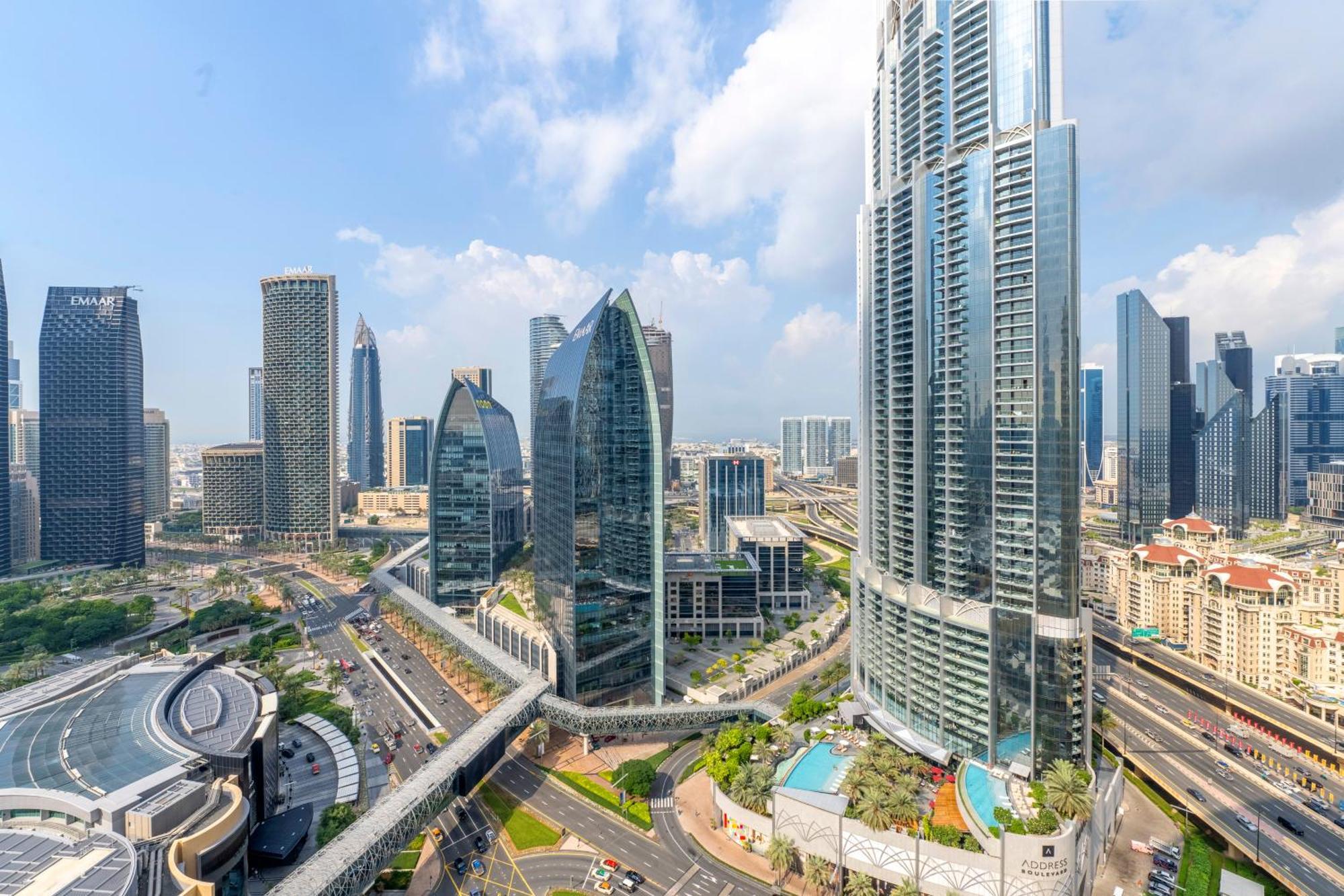 Emaar Residences Fashion Avenue, Formerly Address Mall * Dubai