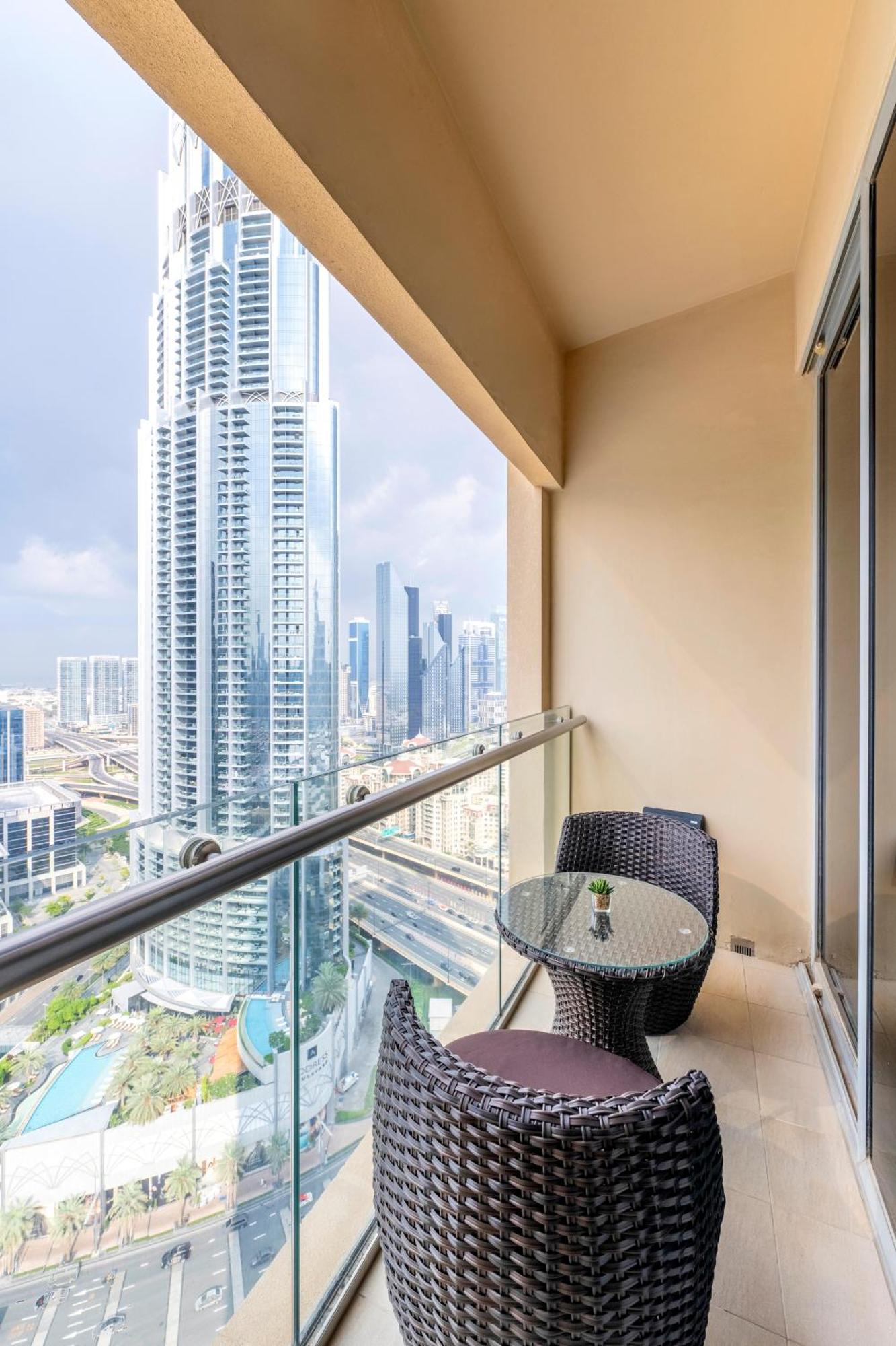 Apart Otel Emaar Residences Fashion Avenue, Formerly Address Mall