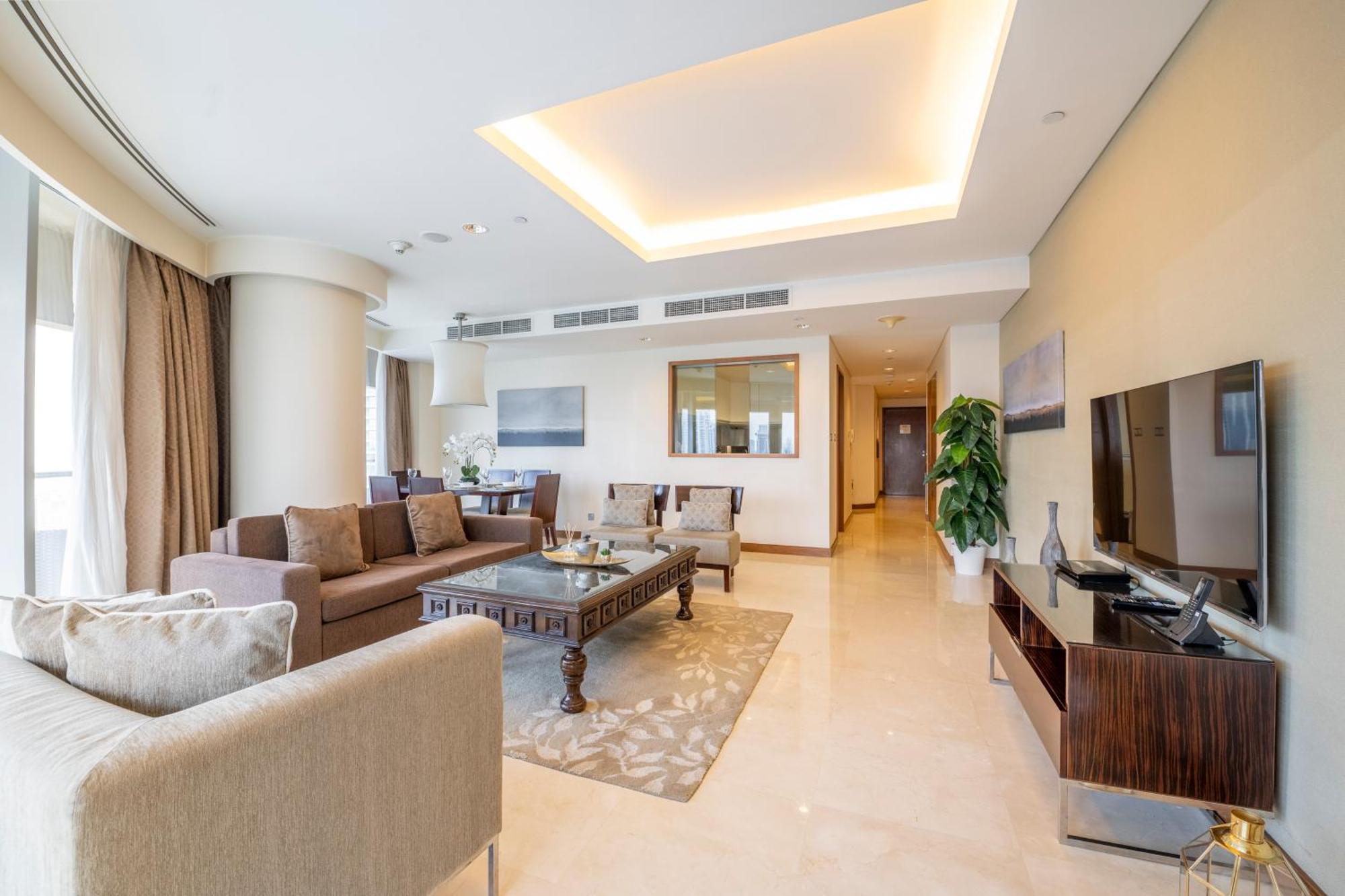 Emaar Residences Fashion Avenue, Formerly Address Mall * Dubai