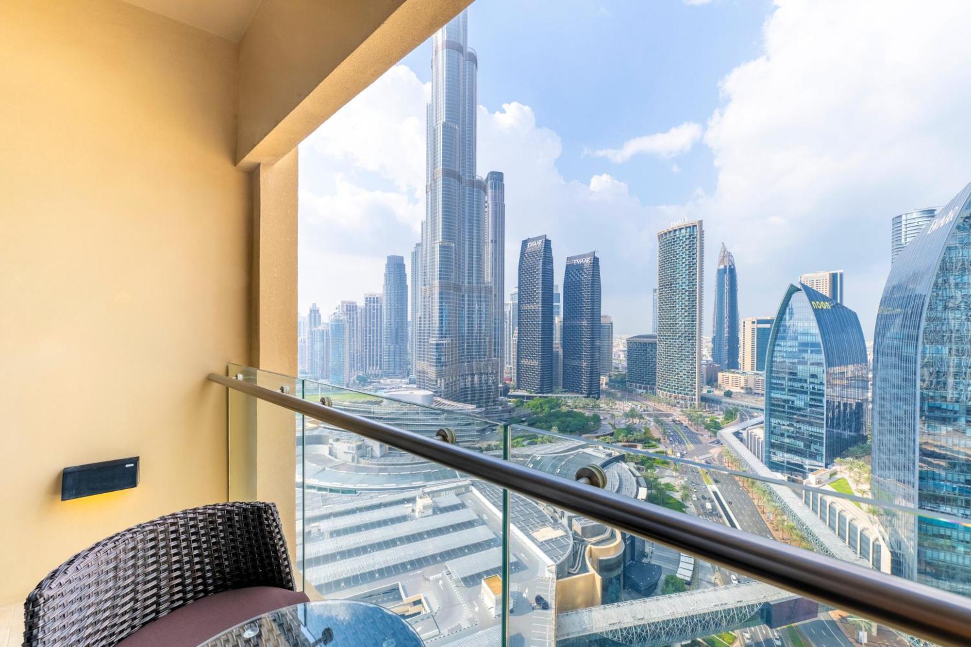 Apart Otel Emaar Residences Fashion Avenue, Formerly Address Mall