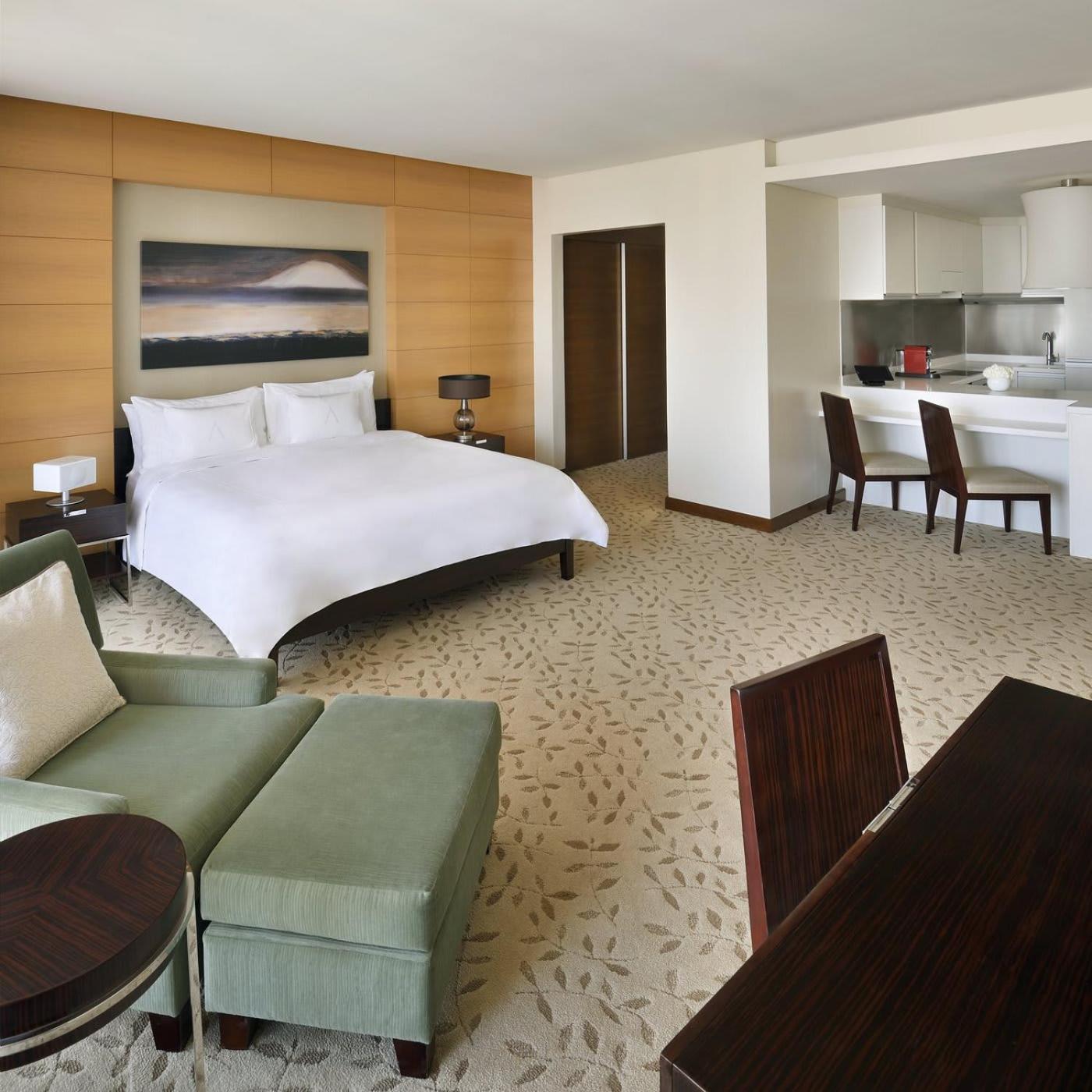 Emaar Residences Fashion Avenue, Formerly Address Mall Apart Otel *
