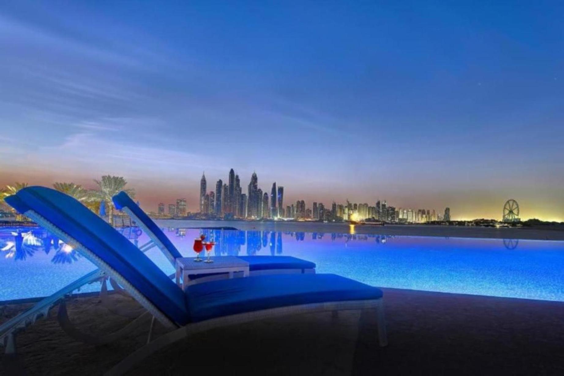 Daniels West Beach 2br In Oceana The Palm * Dubai