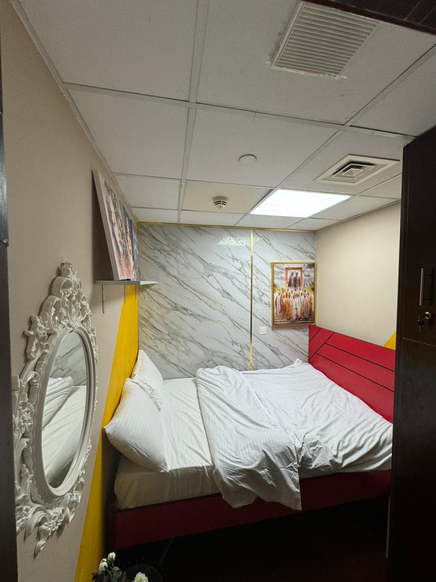Urban Panda Jbr Hostel Dubai