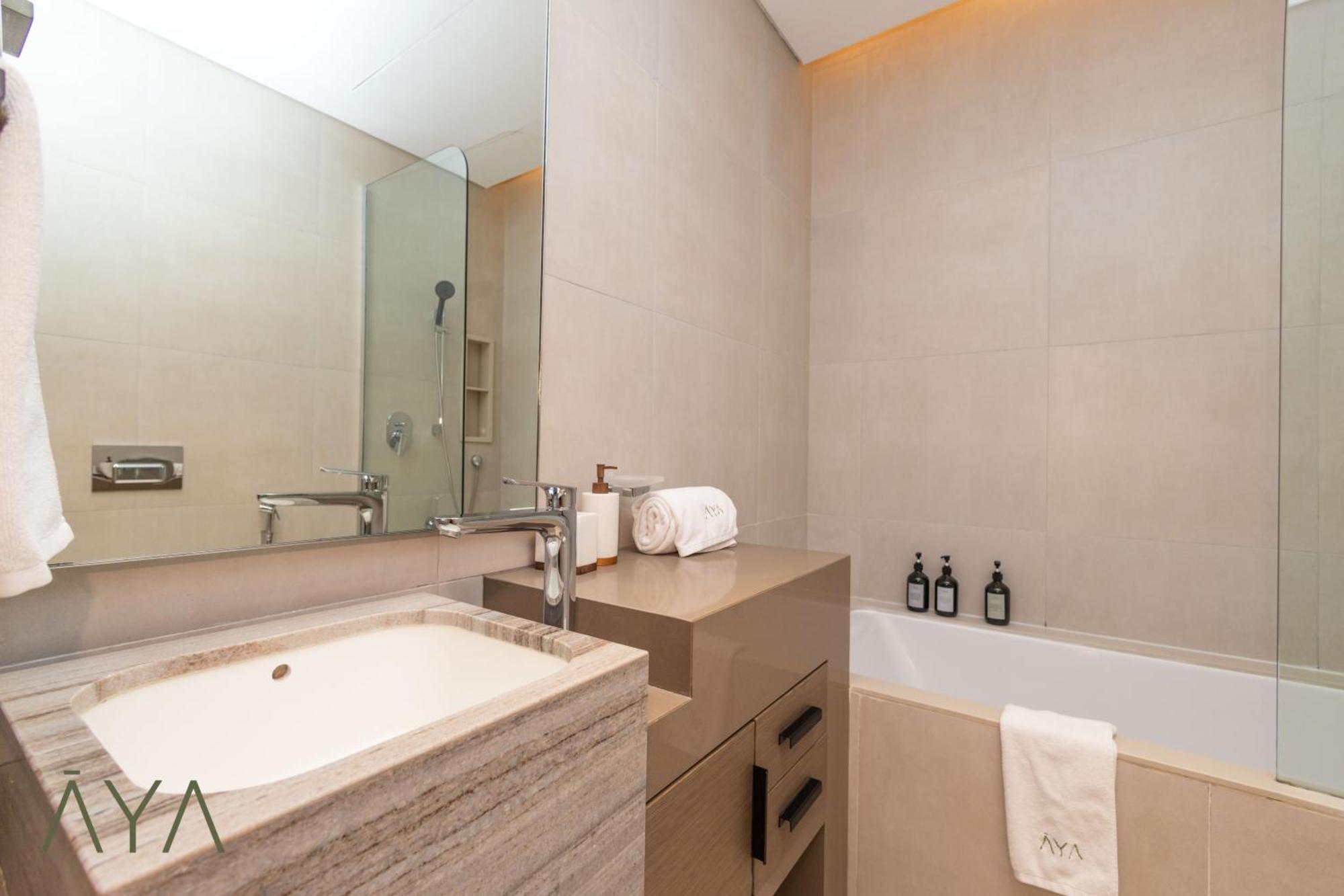 Apartment Beachfront Bliss 2br Eye & Full Sea View At The Address