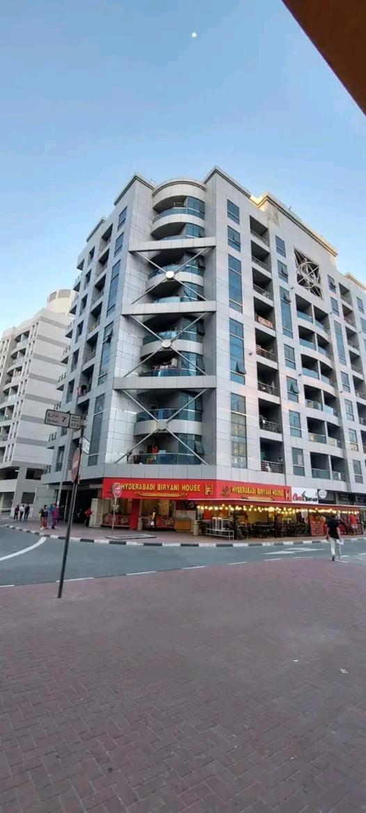 Homestay Al Barsha 1 Room, Capsule, Bedspace - For Female Dubai