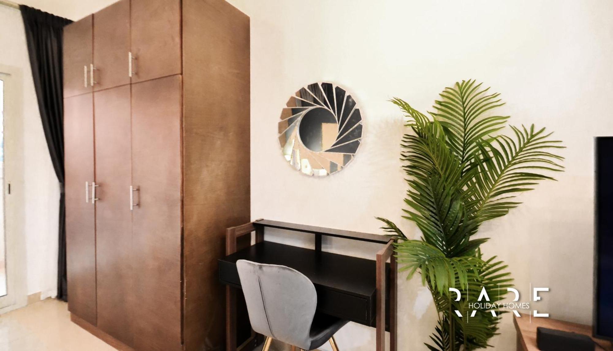Rare Homes - Jumeirah Village Circle - Near Circle Mall - Botanica Tower - R105 Apartment *