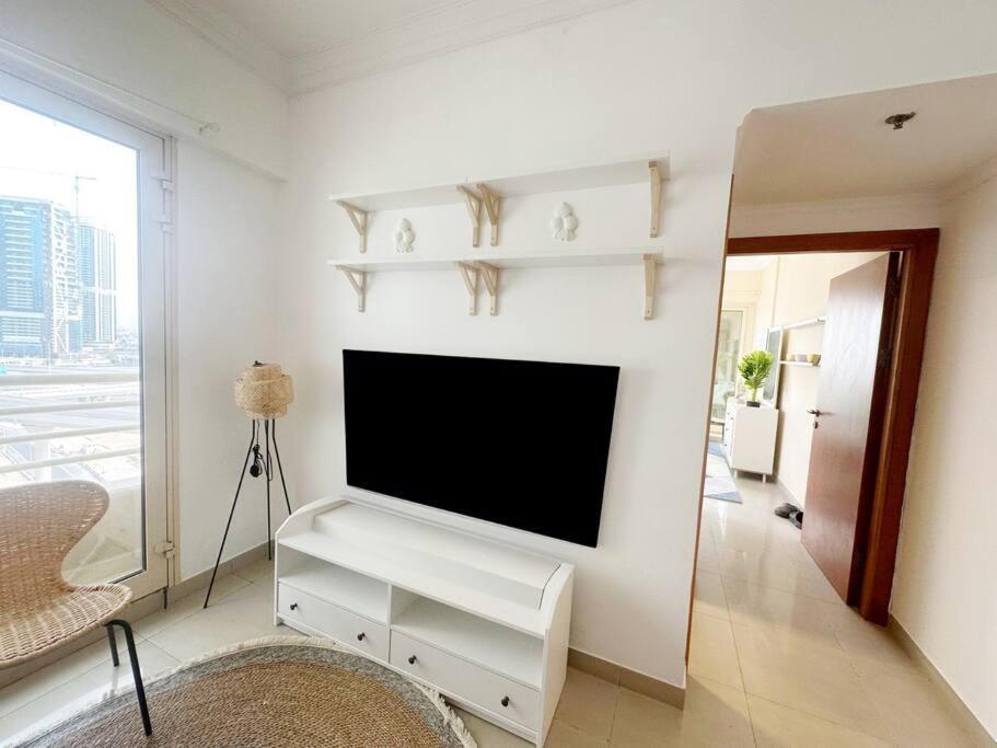 Lavish Bohemian 1 Bedroom In Marina With Rooftop Pool Apartamento