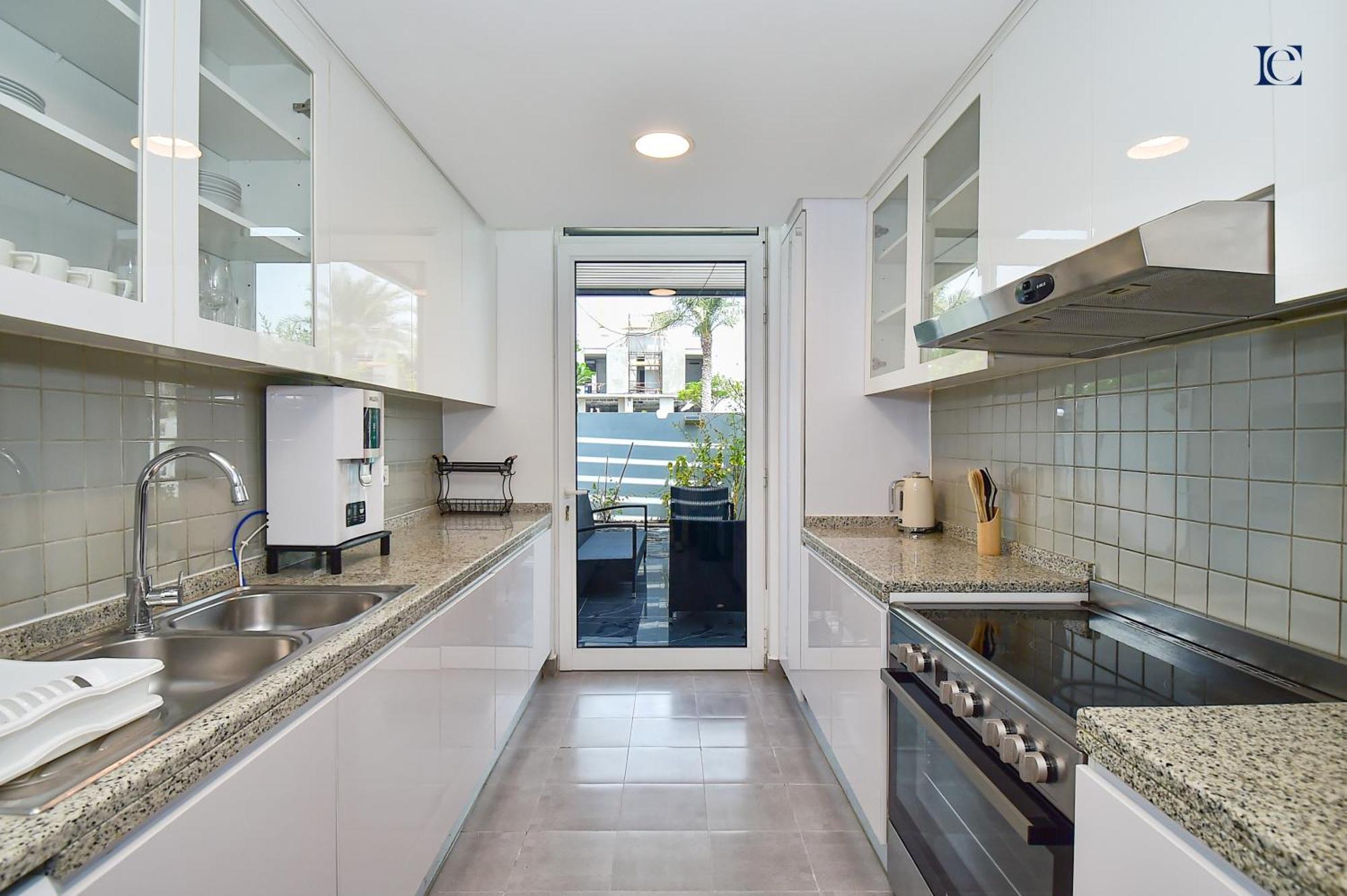 Villa Luxury Escapes - Private With 3bedroom Maids - Mudon *
