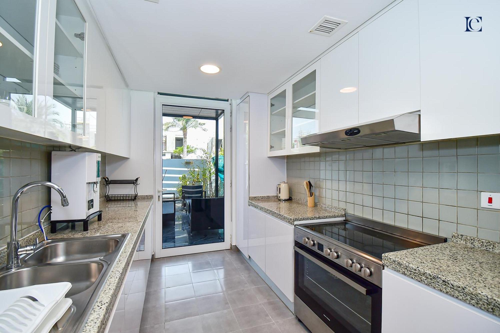 Luxury Escapes - Private With 3bedroom Maids - Mudon Villa