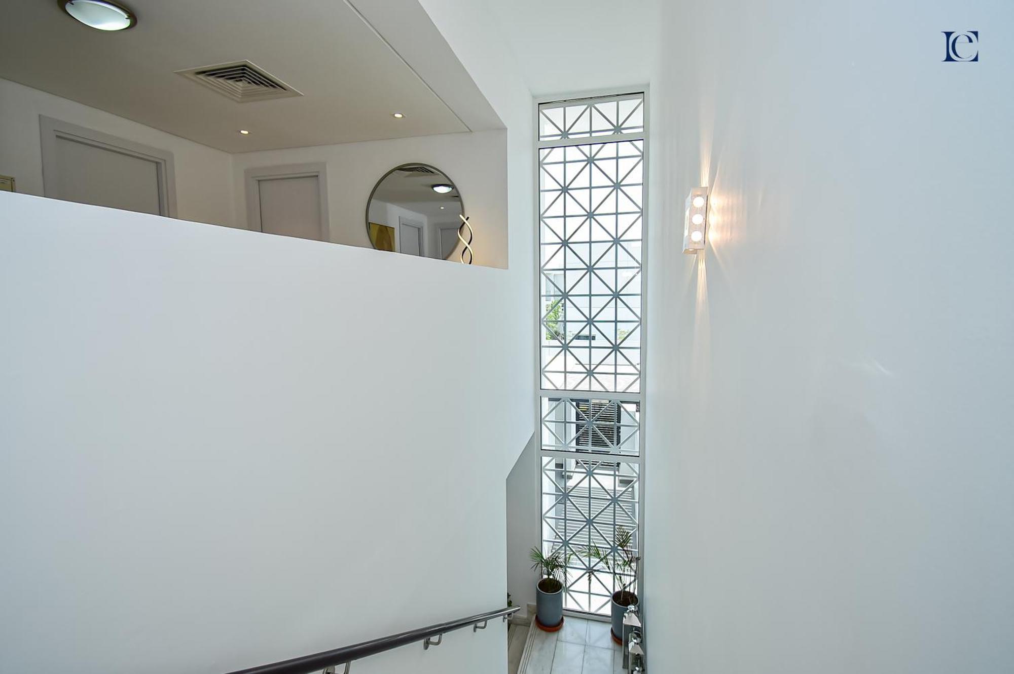 Luxury Escapes - Private With 3bedroom Maids - Mudon Villa *