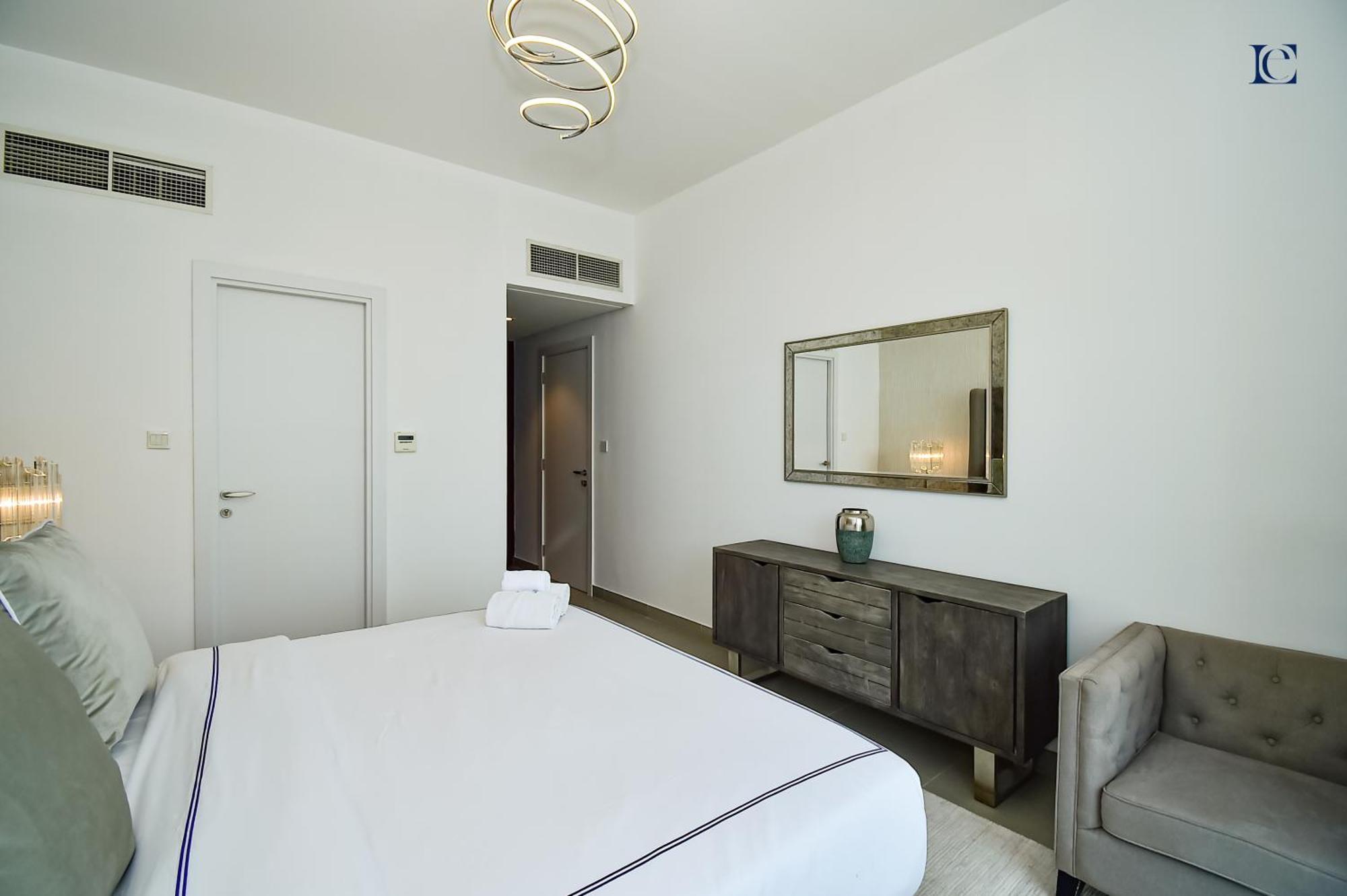 Villa Luxury Escapes - Private With 3bedroom Maids - Mudon