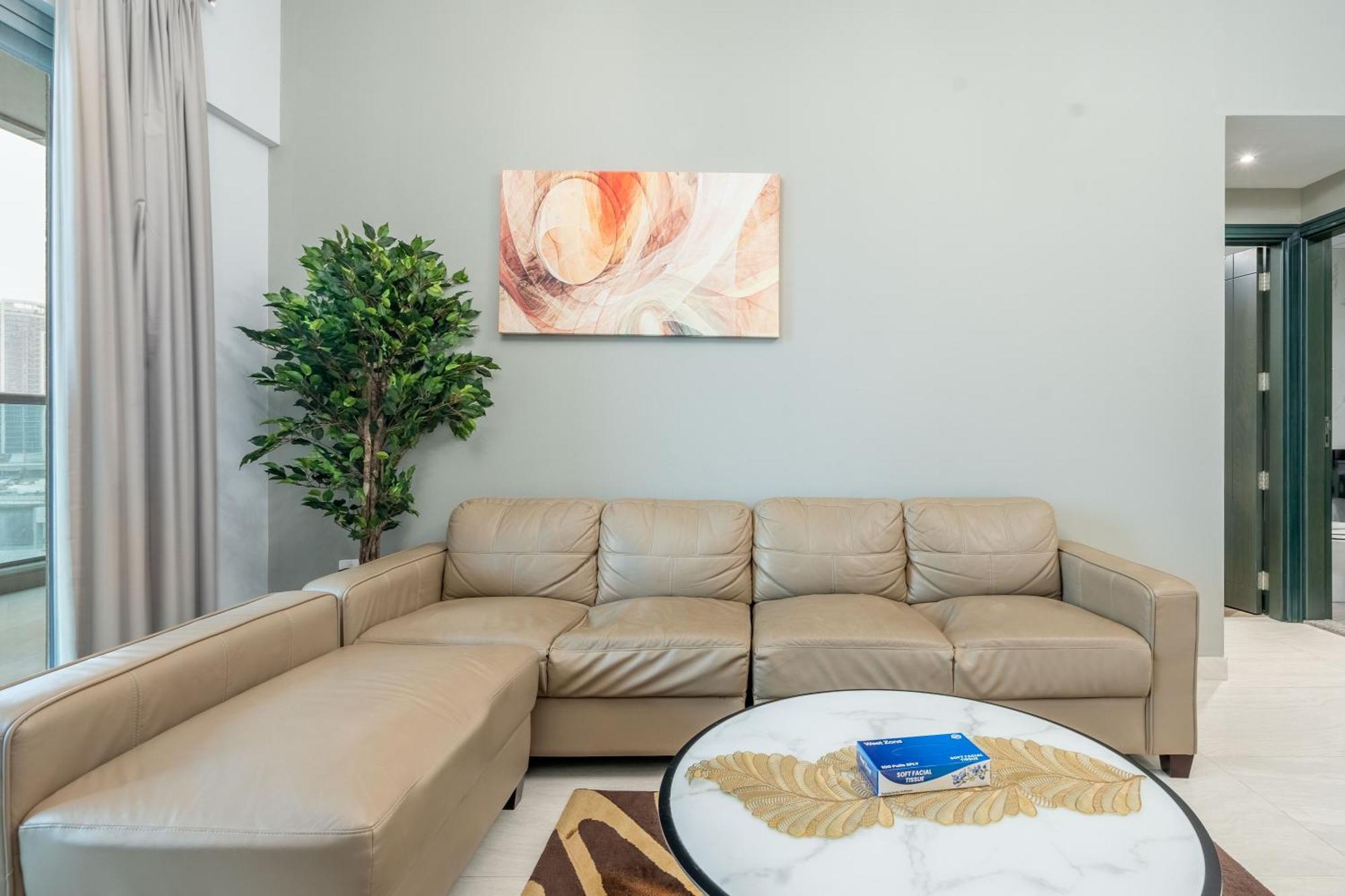 Stunning Large 1 Bed In Elite Business Bay Apartment *